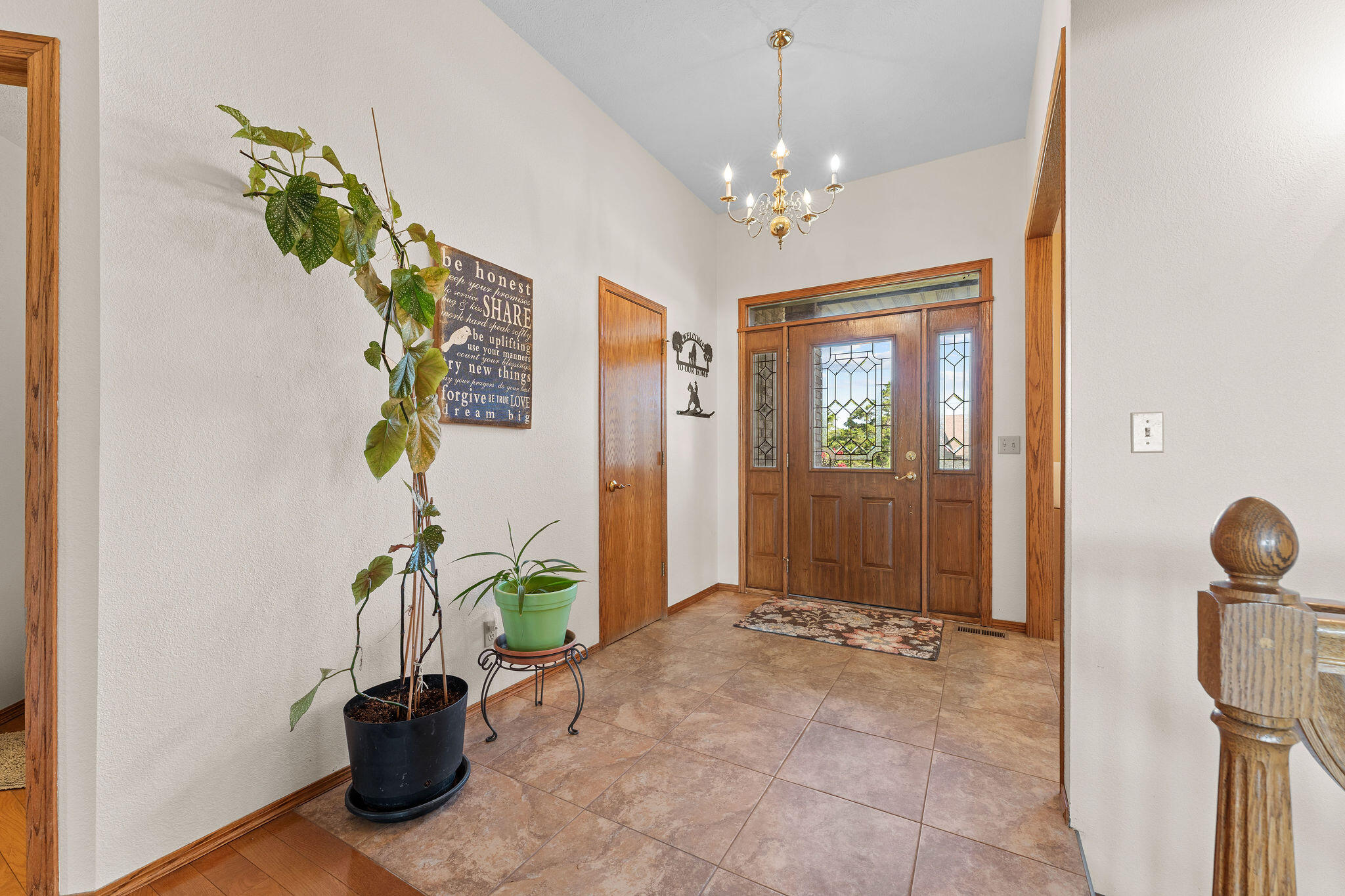 18 Skyline Drive Property Photo 9