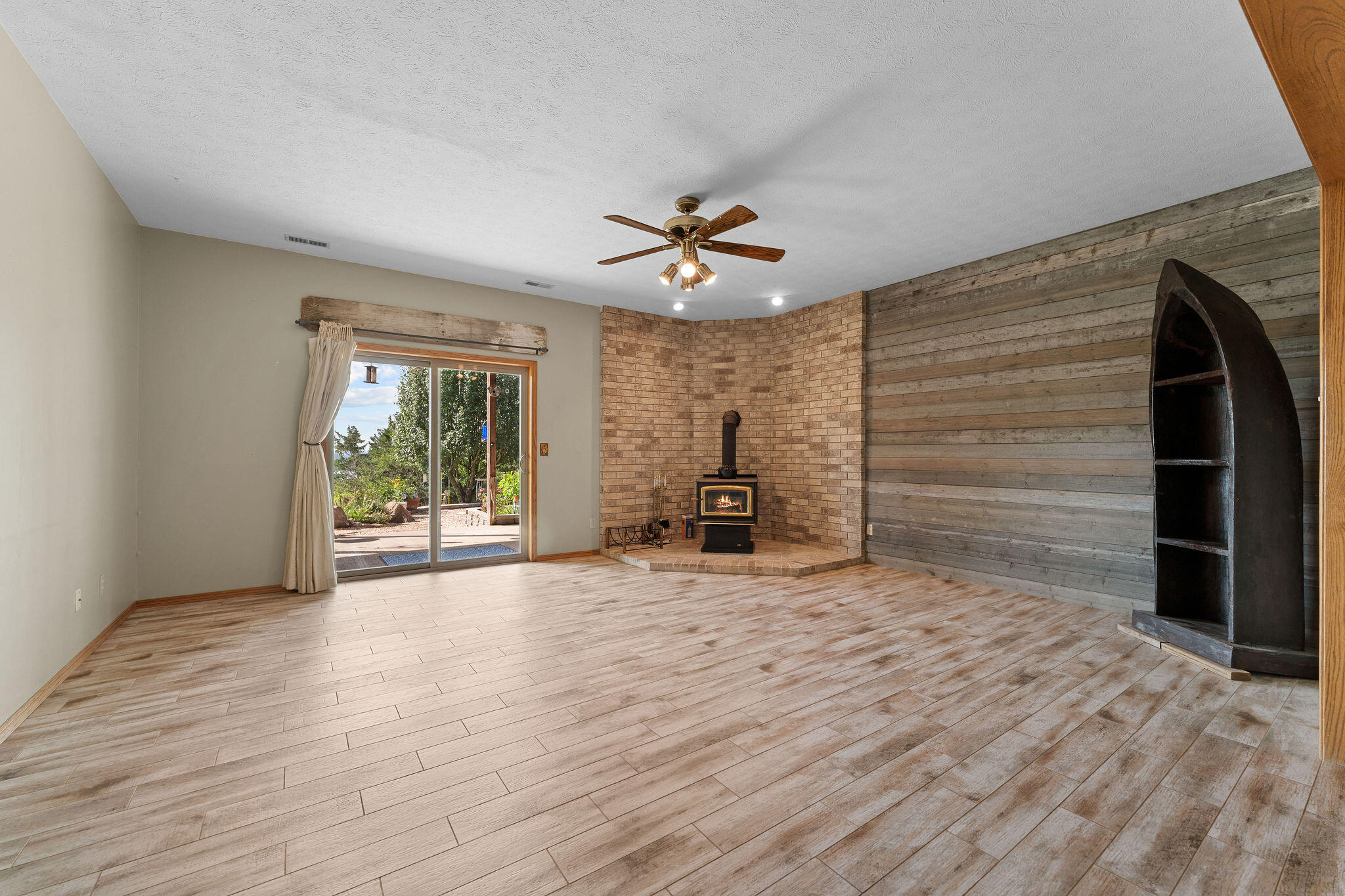 18 Skyline Drive Property Photo 37
