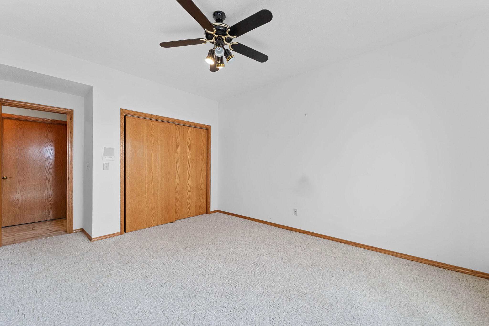 18 Skyline Drive Property Photo 42
