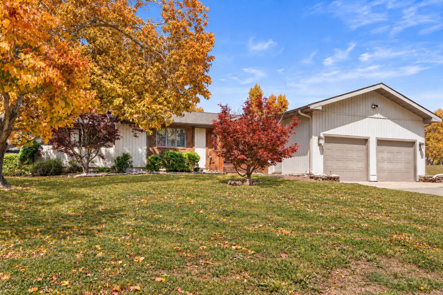 488 Hunt Club Circle Property Photo 1