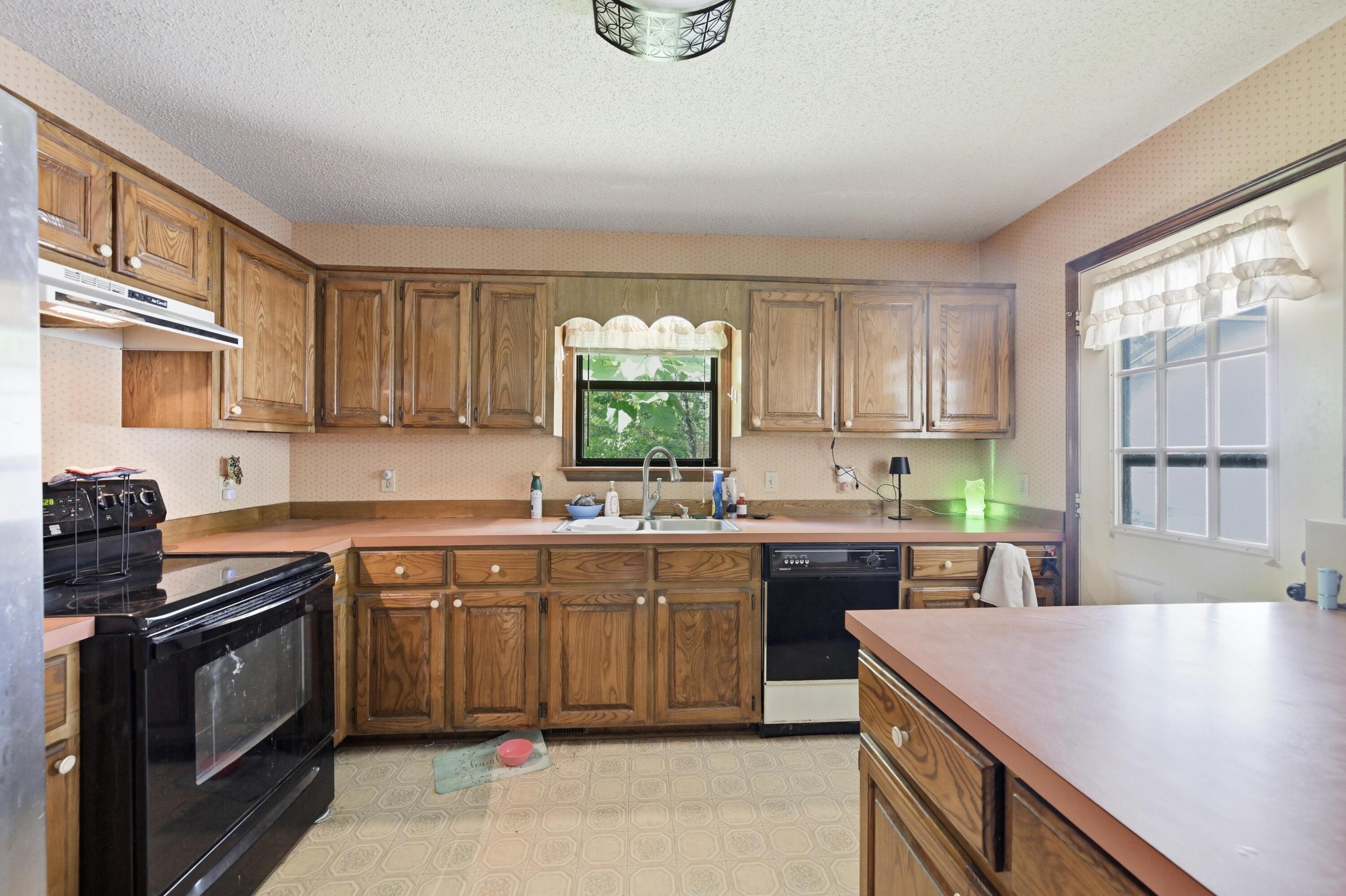 7201 West Evergreen Lane Property Photo 13