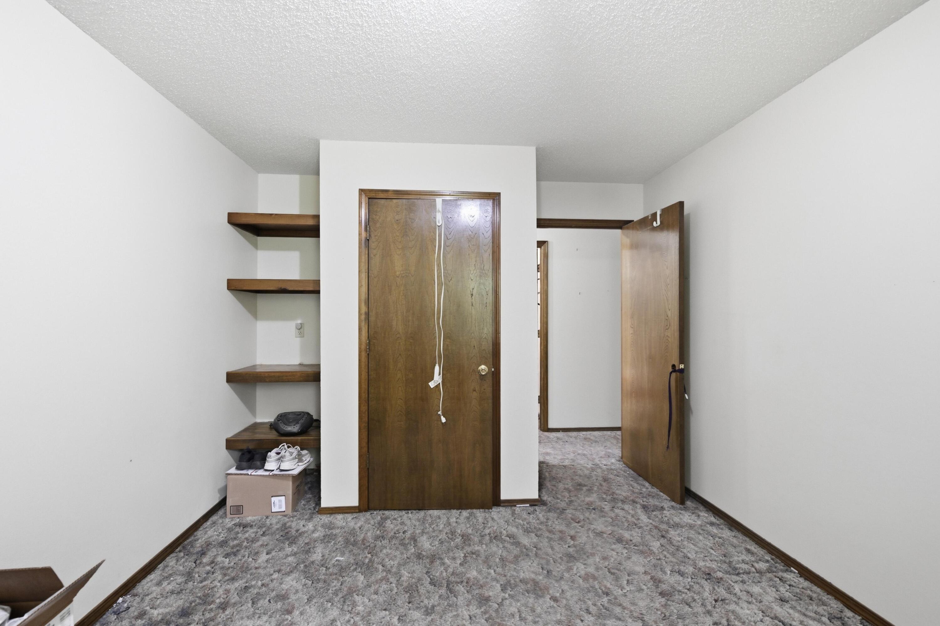 7201 West Evergreen Lane Property Photo 18