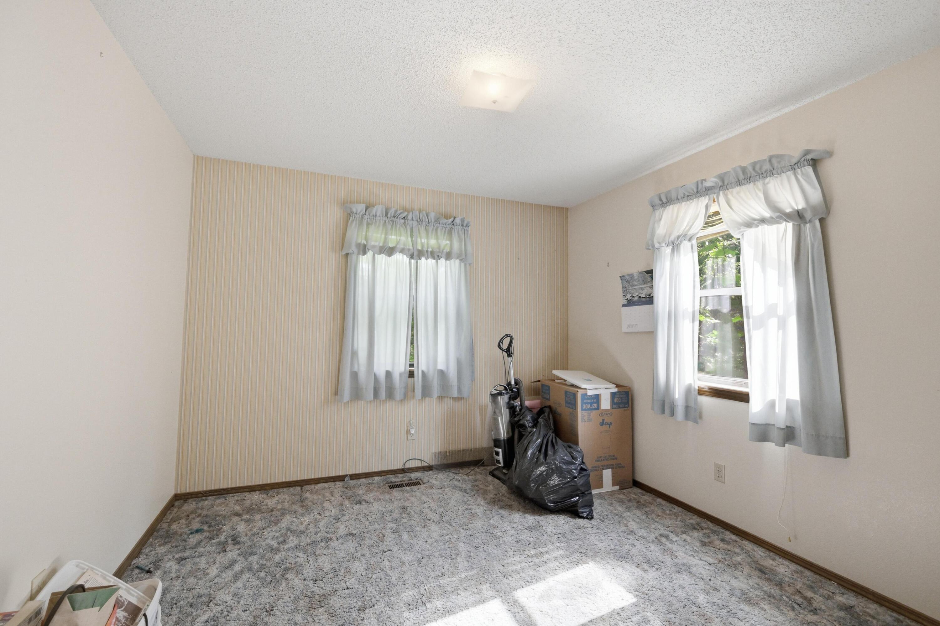 7201 West Evergreen Lane Property Photo 19