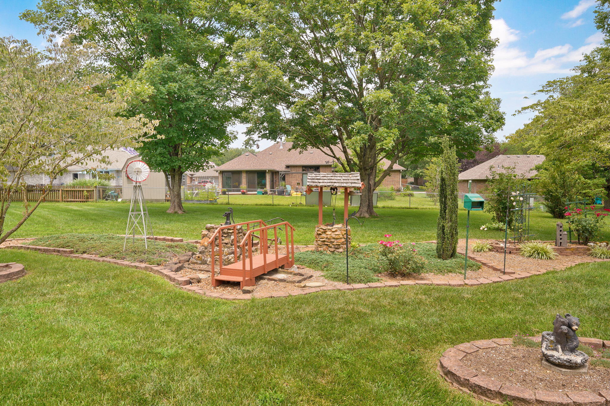 573 East Miller Road Property Photo 37