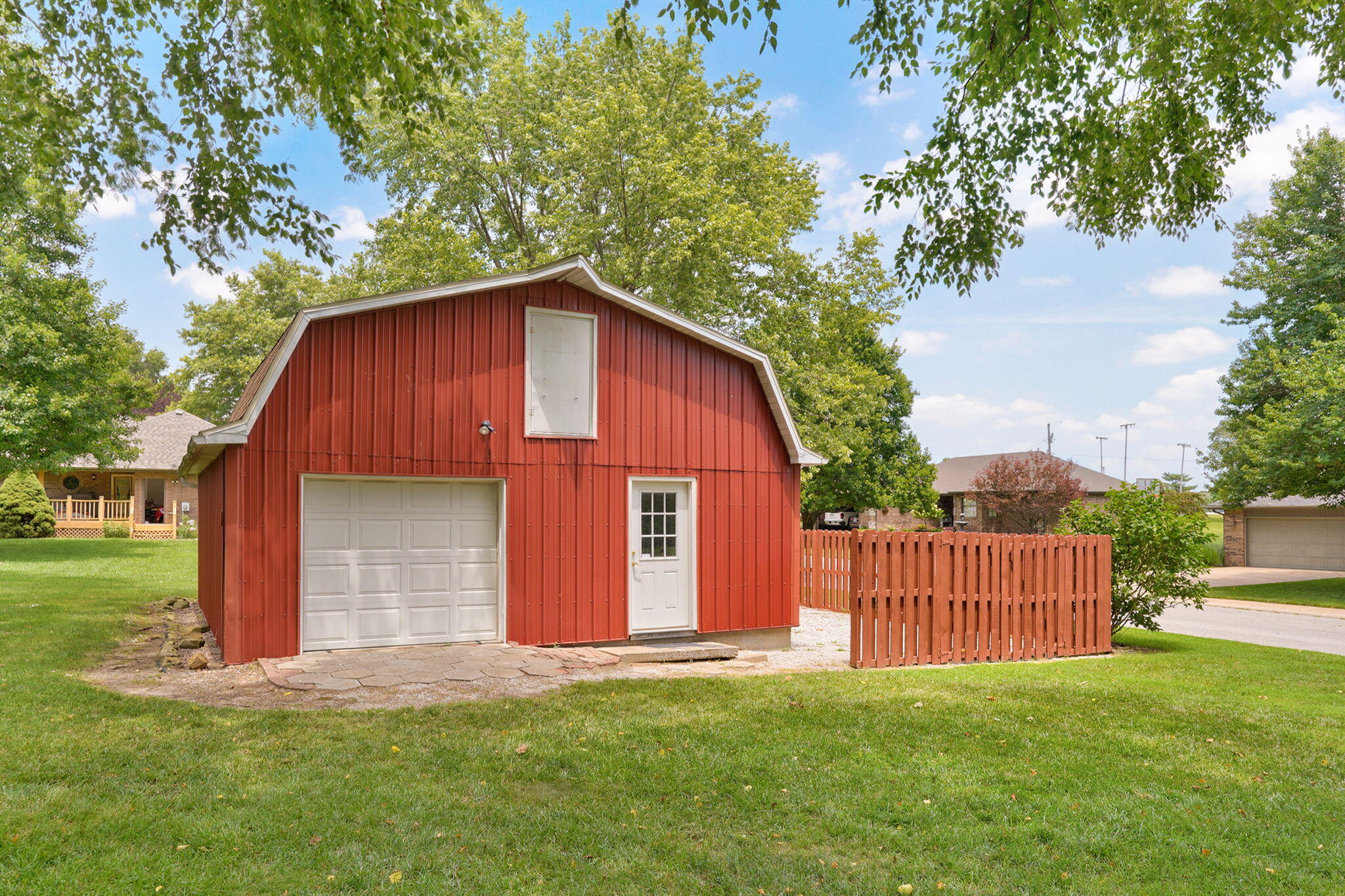 573 East Miller Road Property Photo 49