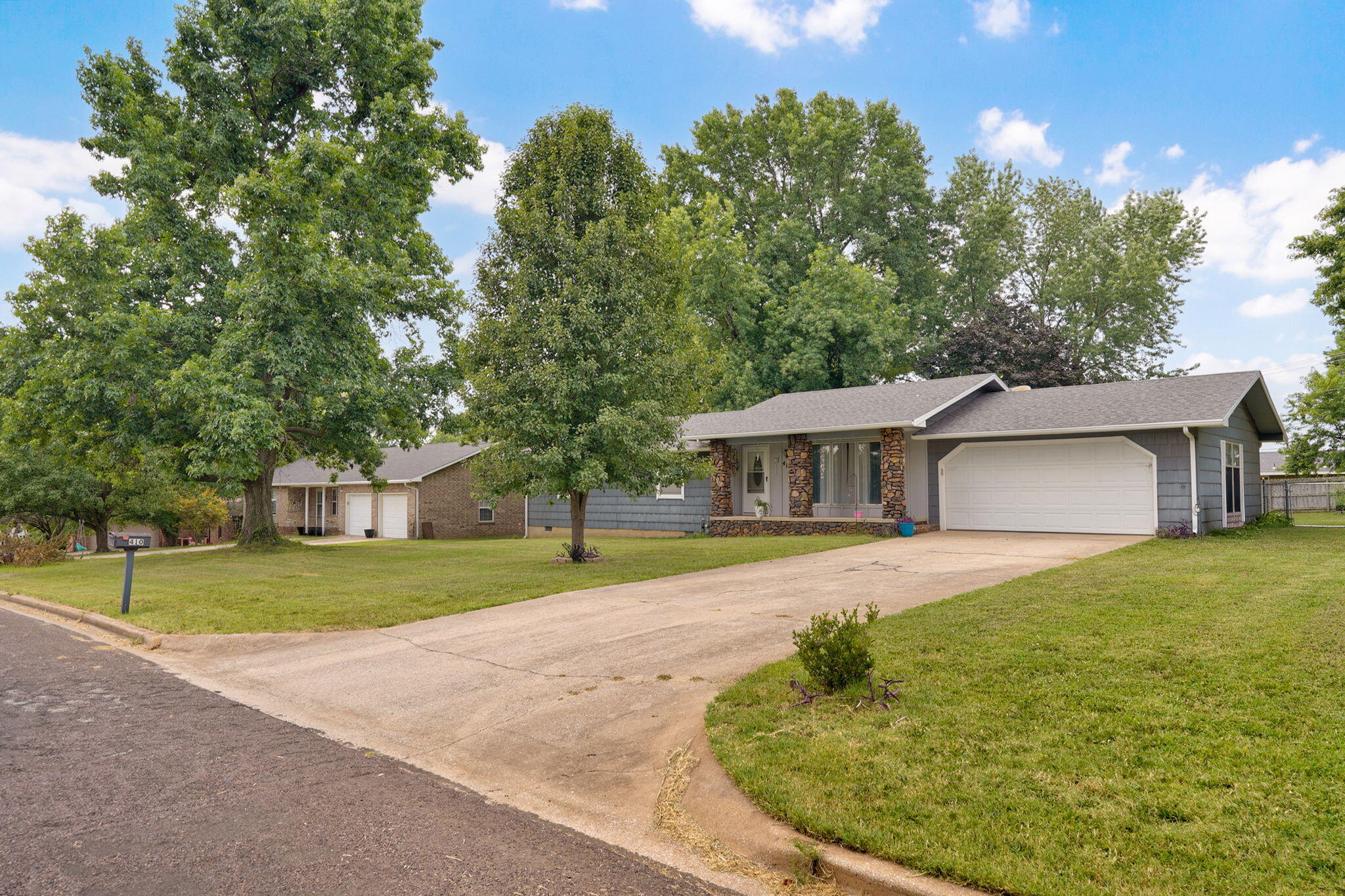 410 Schulz Avenue Property Photo 2