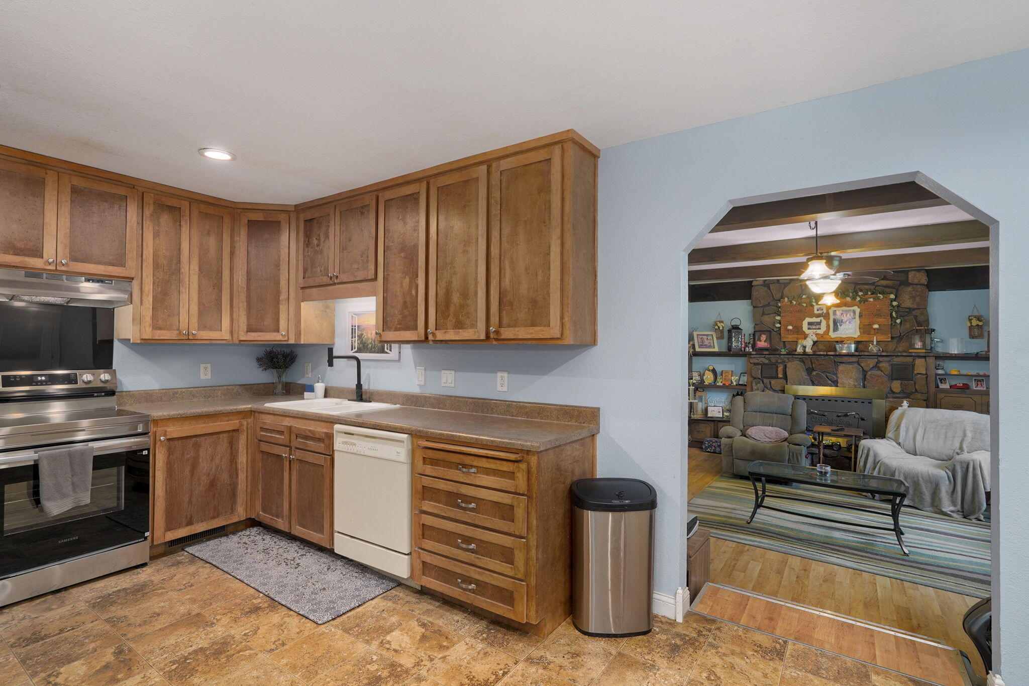 410 Schulz Avenue Property Photo 8