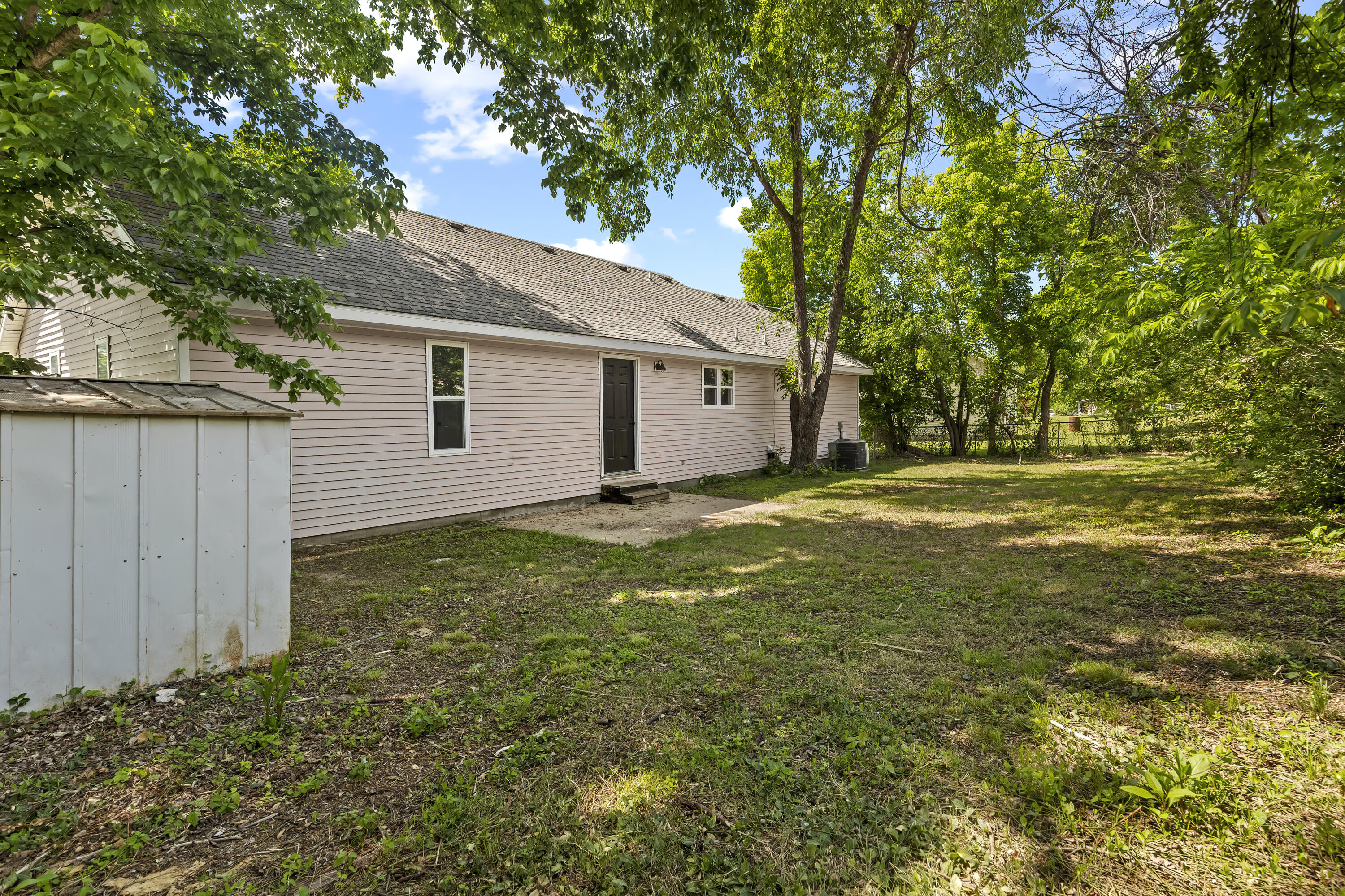 403 Swofford Street Property Photo 4