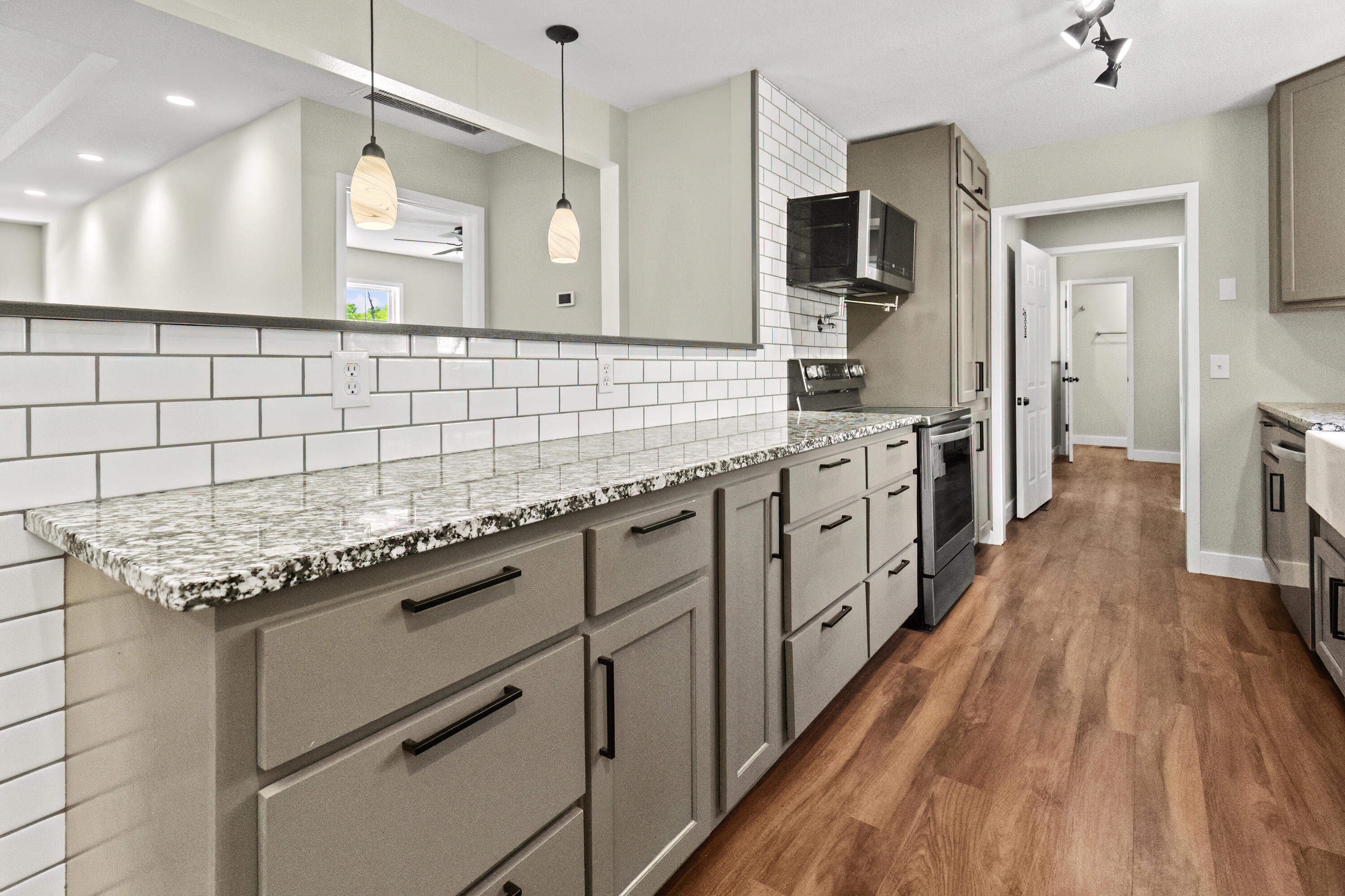 403 Swofford Street Property Photo 12