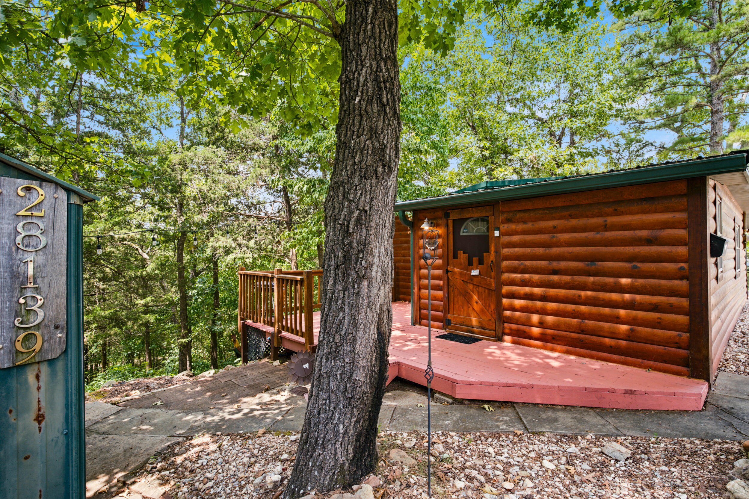 28139 Fr 1220 Property Photo 4