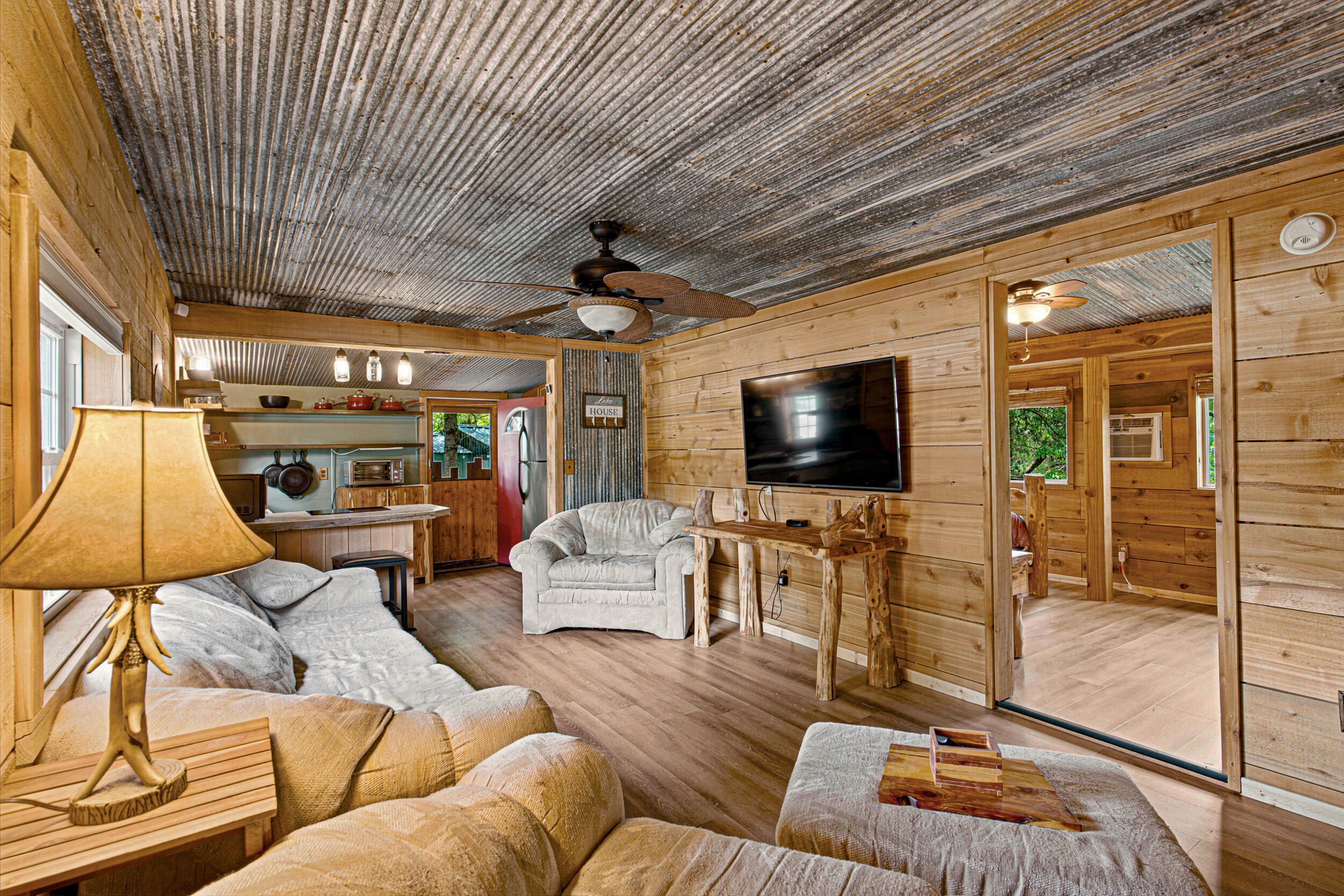 28139 Fr 1220 Property Photo 13