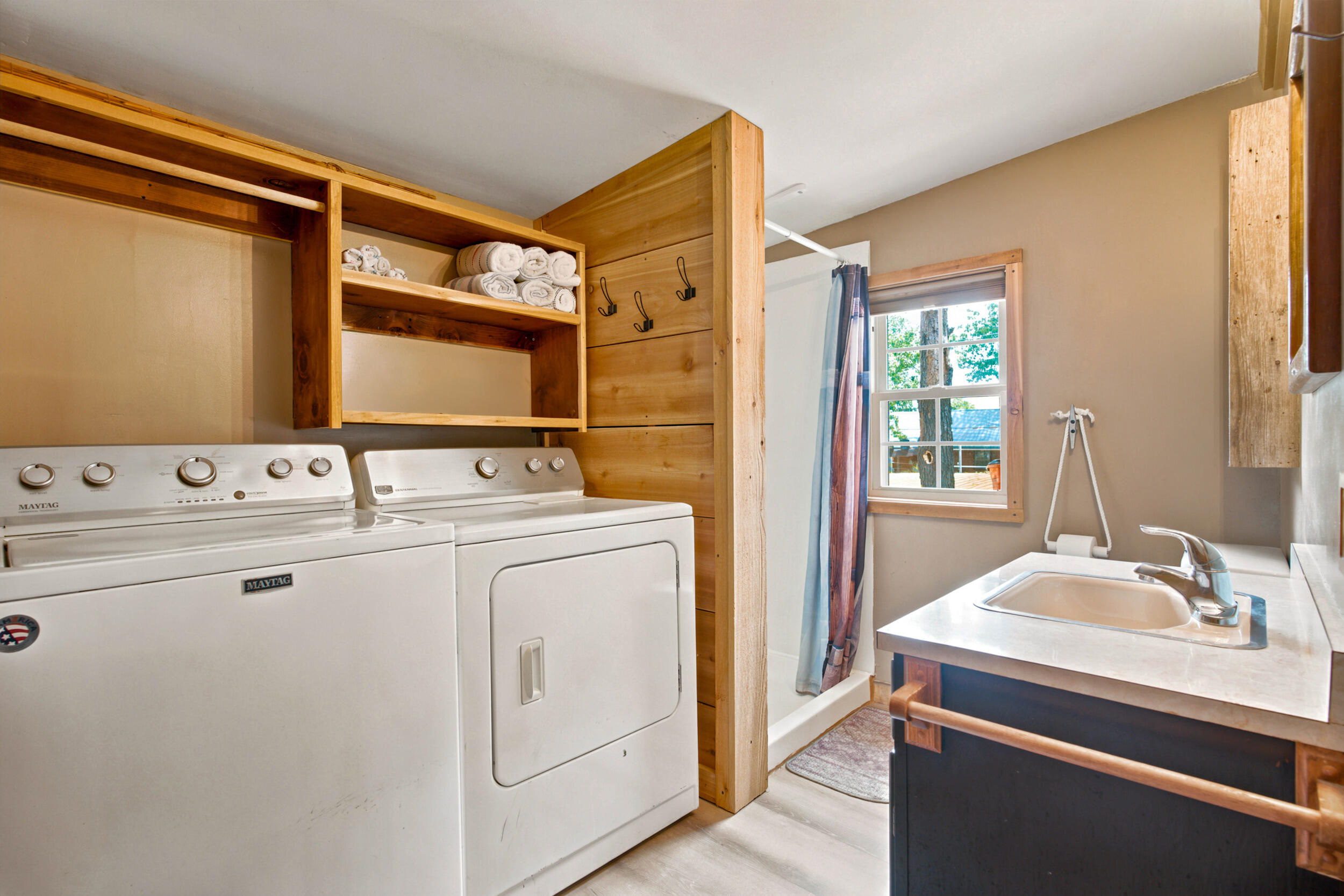 28139 Fr 1220 Property Photo 22