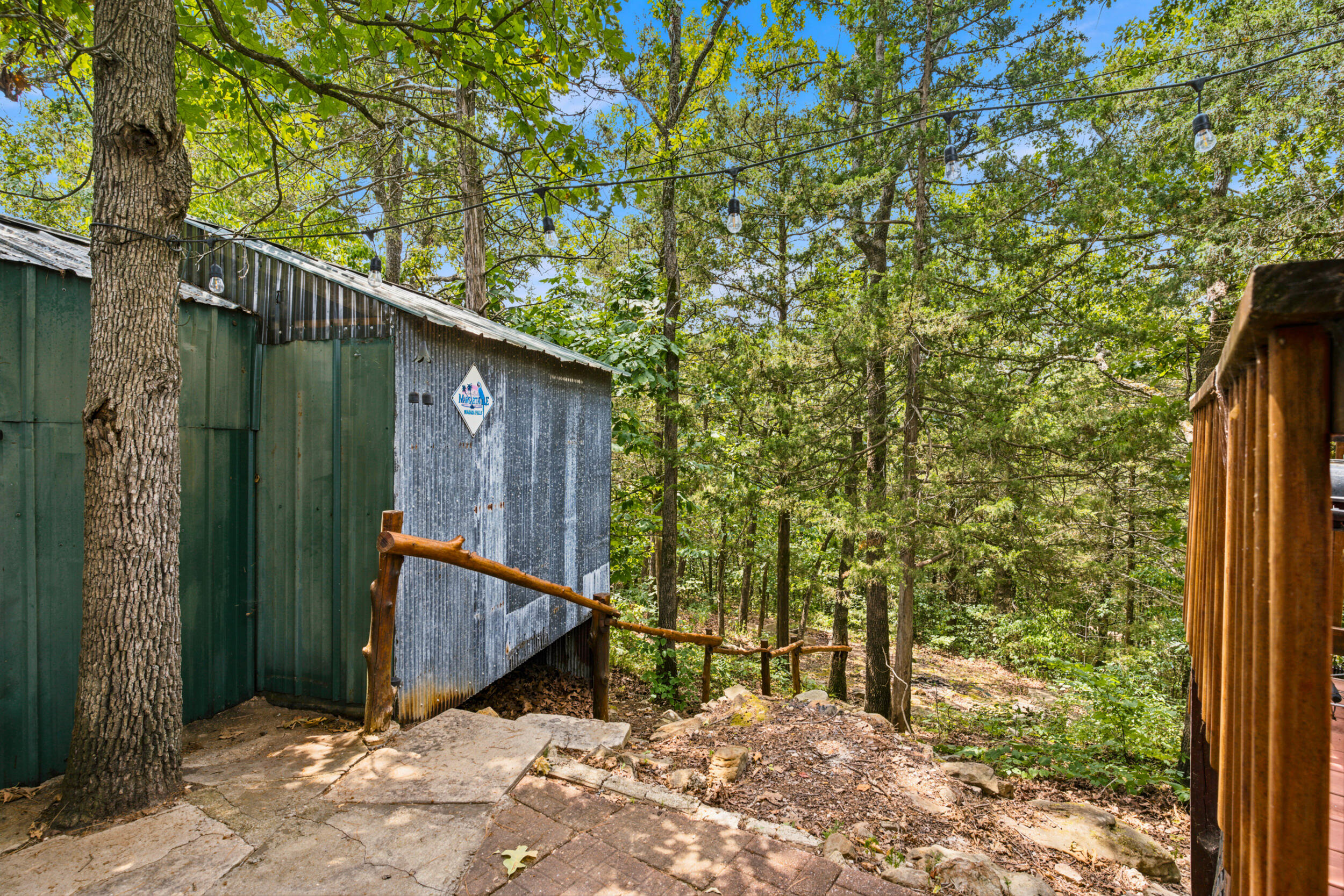 28139 Fr 1220 Property Photo 26