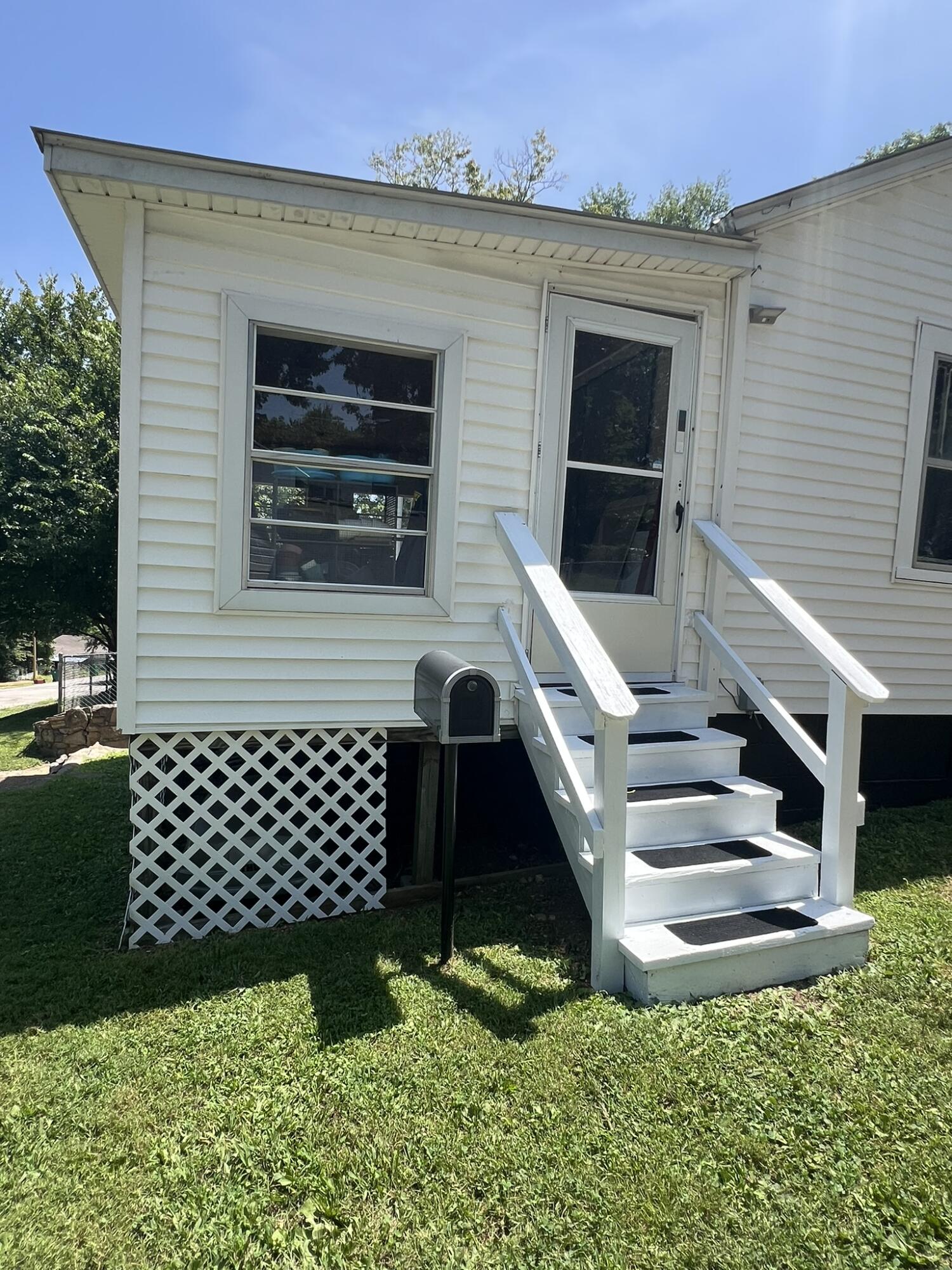 519 Spruce Street Property Photo 7