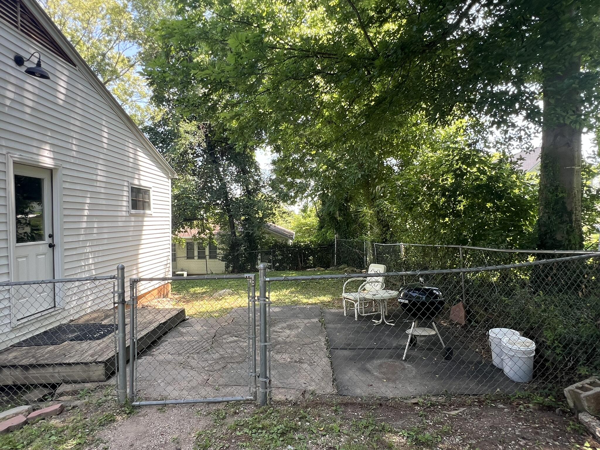 519 Spruce Street Property Photo 32