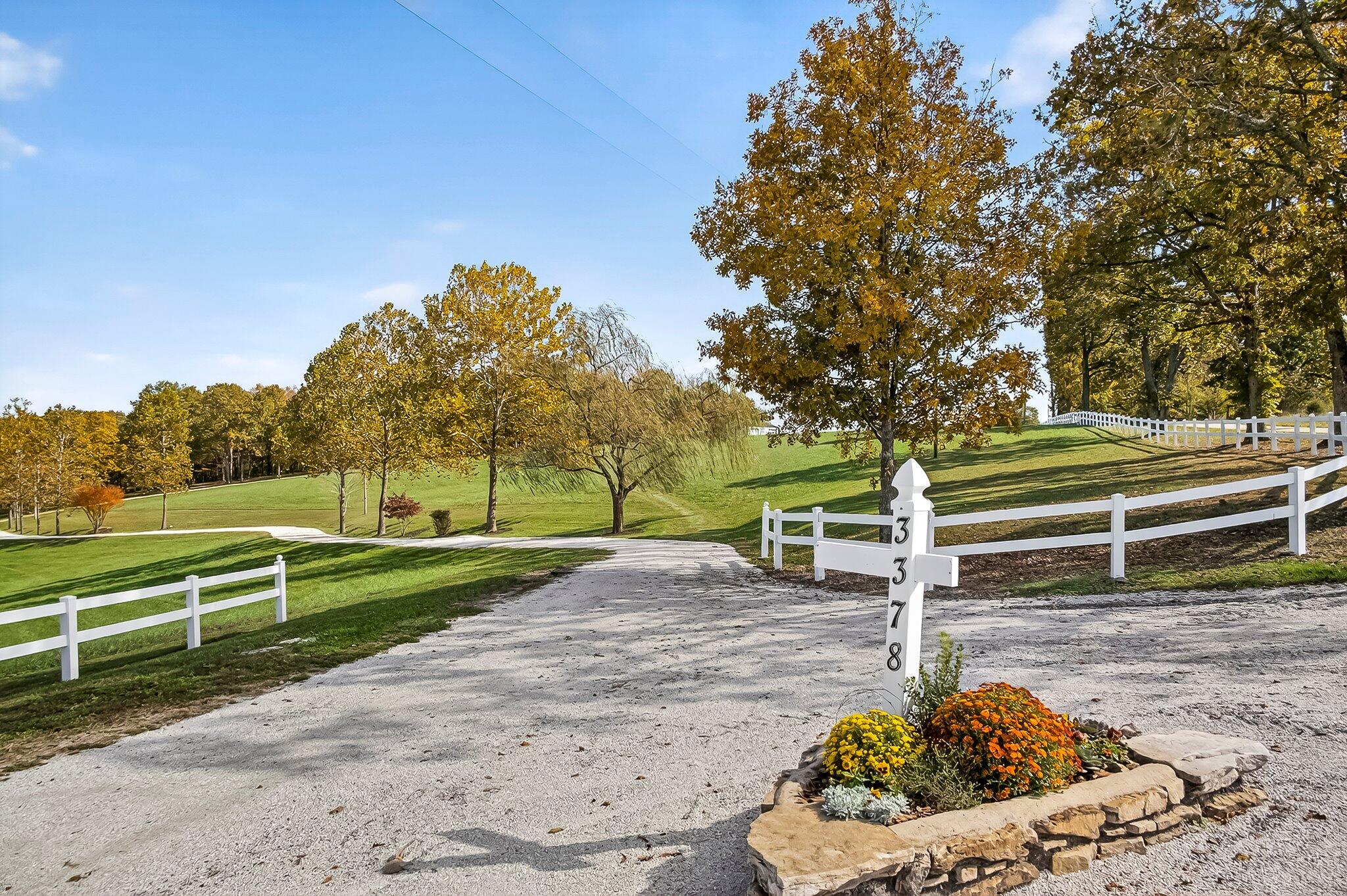 3378 Warner Road Property Photo 2