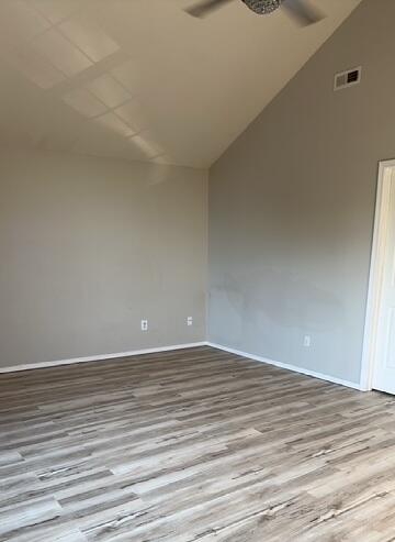 204 North Maplecrest Drive Property Photo 7