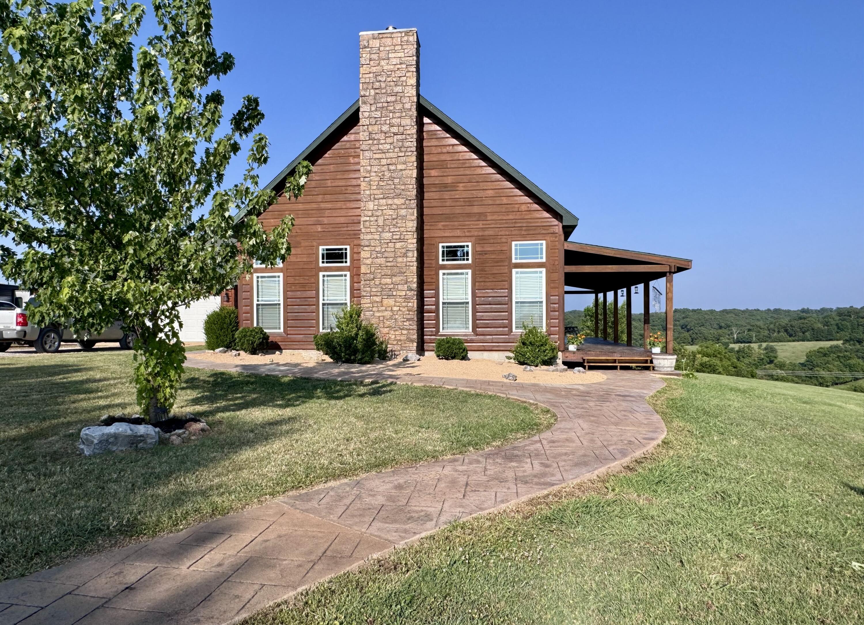 574/586 Low Gap Road Property Photo 7