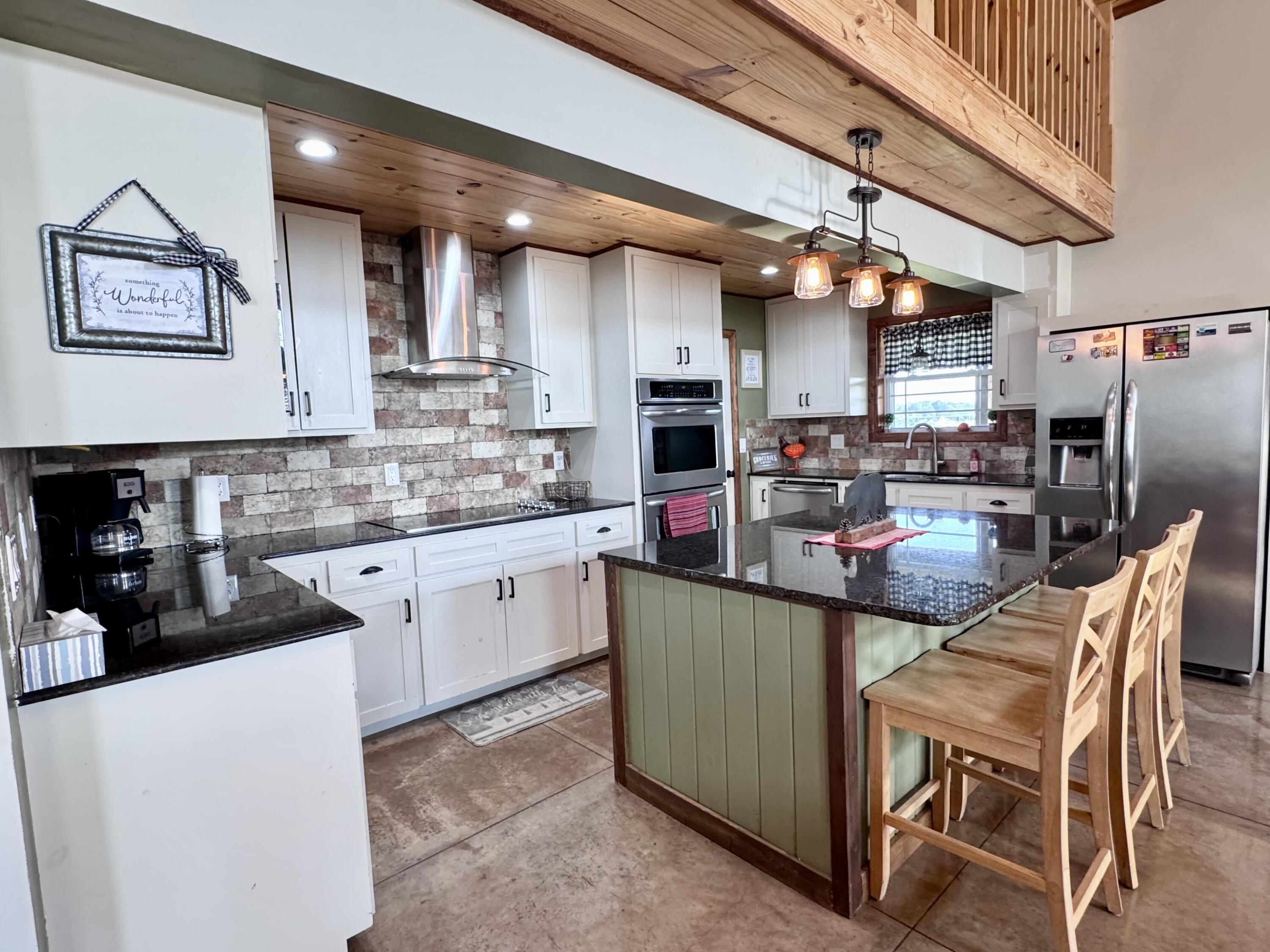 574/586 Low Gap Road Property Photo 26