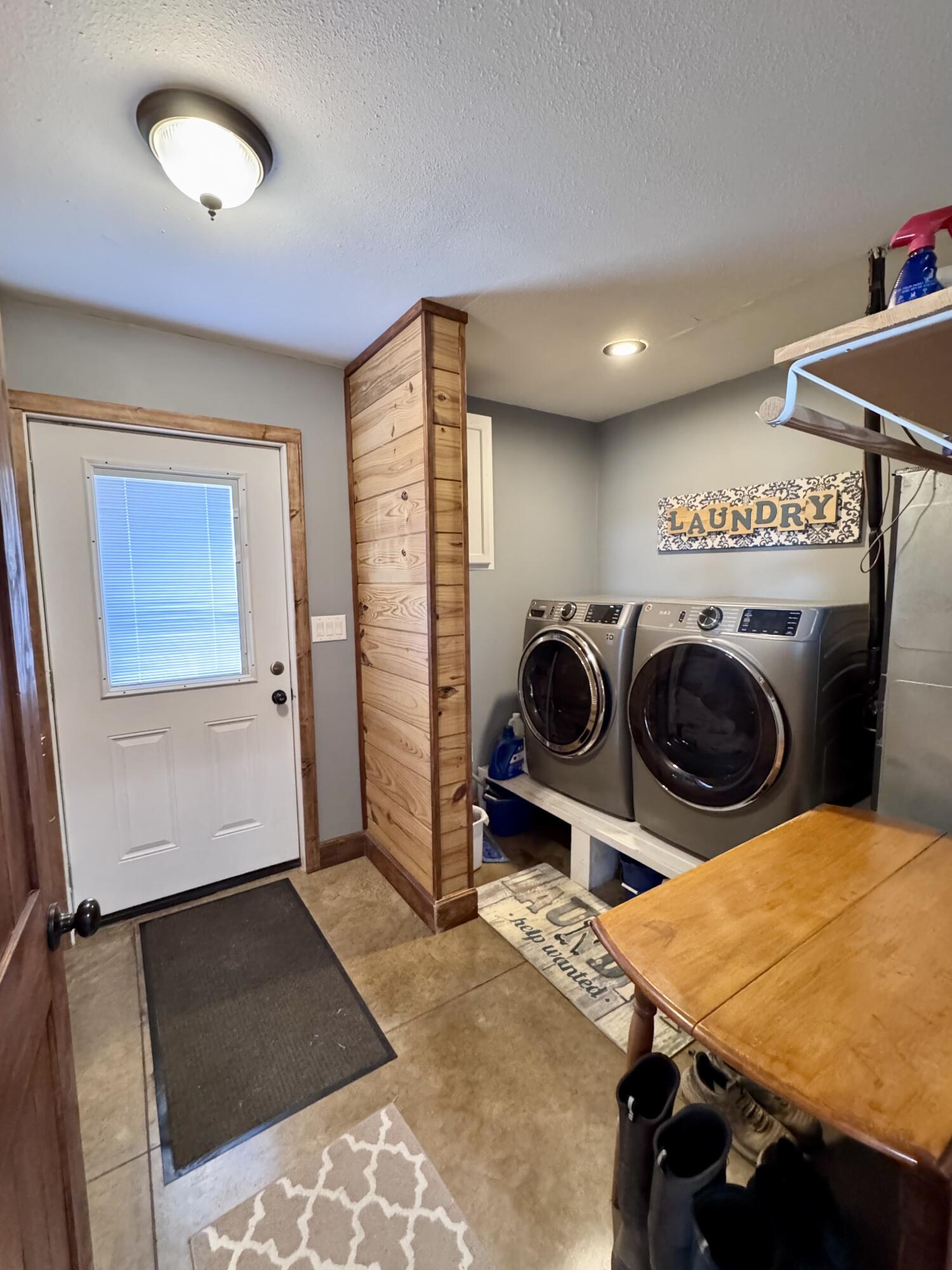 574/586 Low Gap Road Property Photo 30