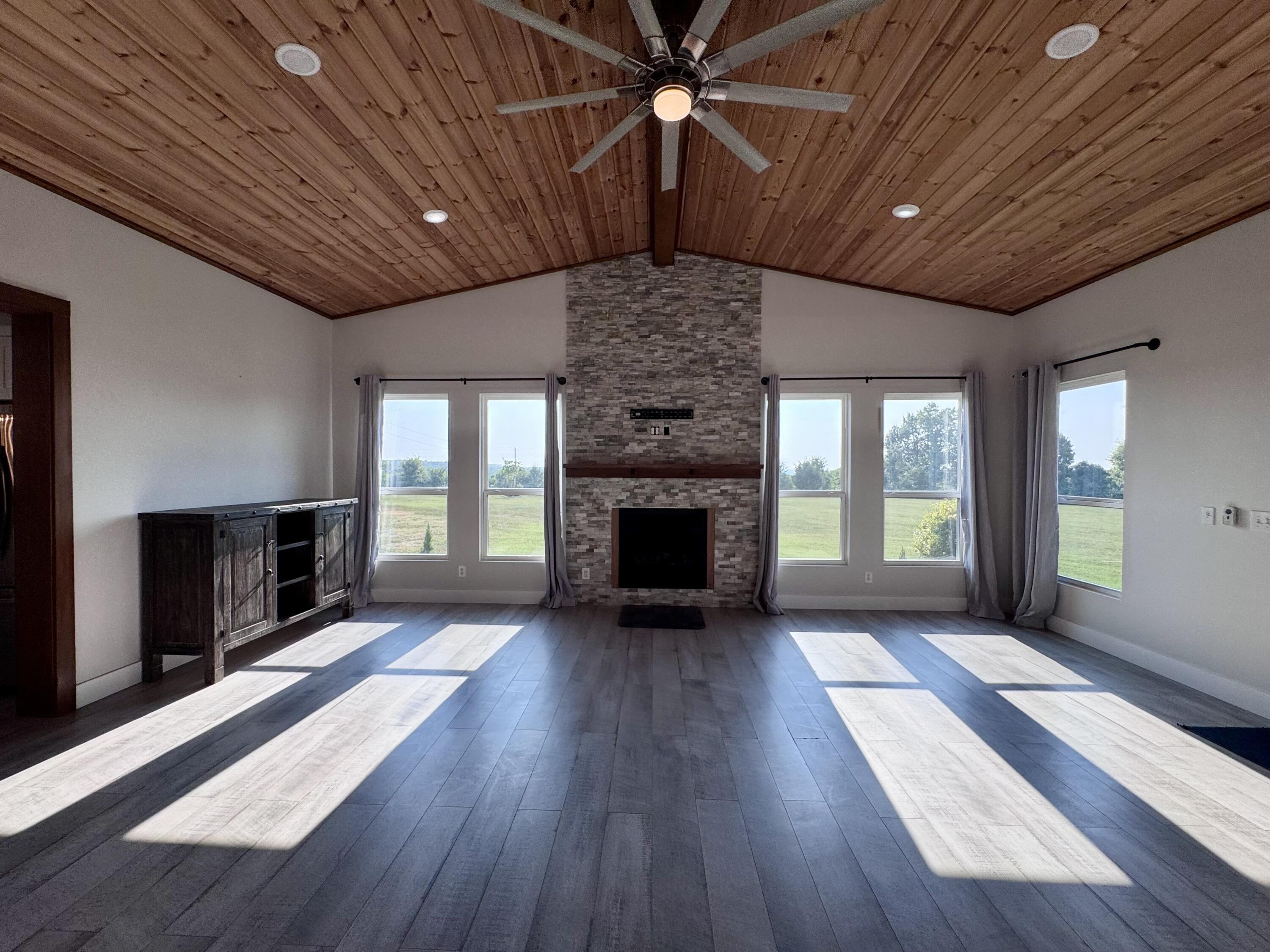 574/586 Low Gap Road Property Photo 71