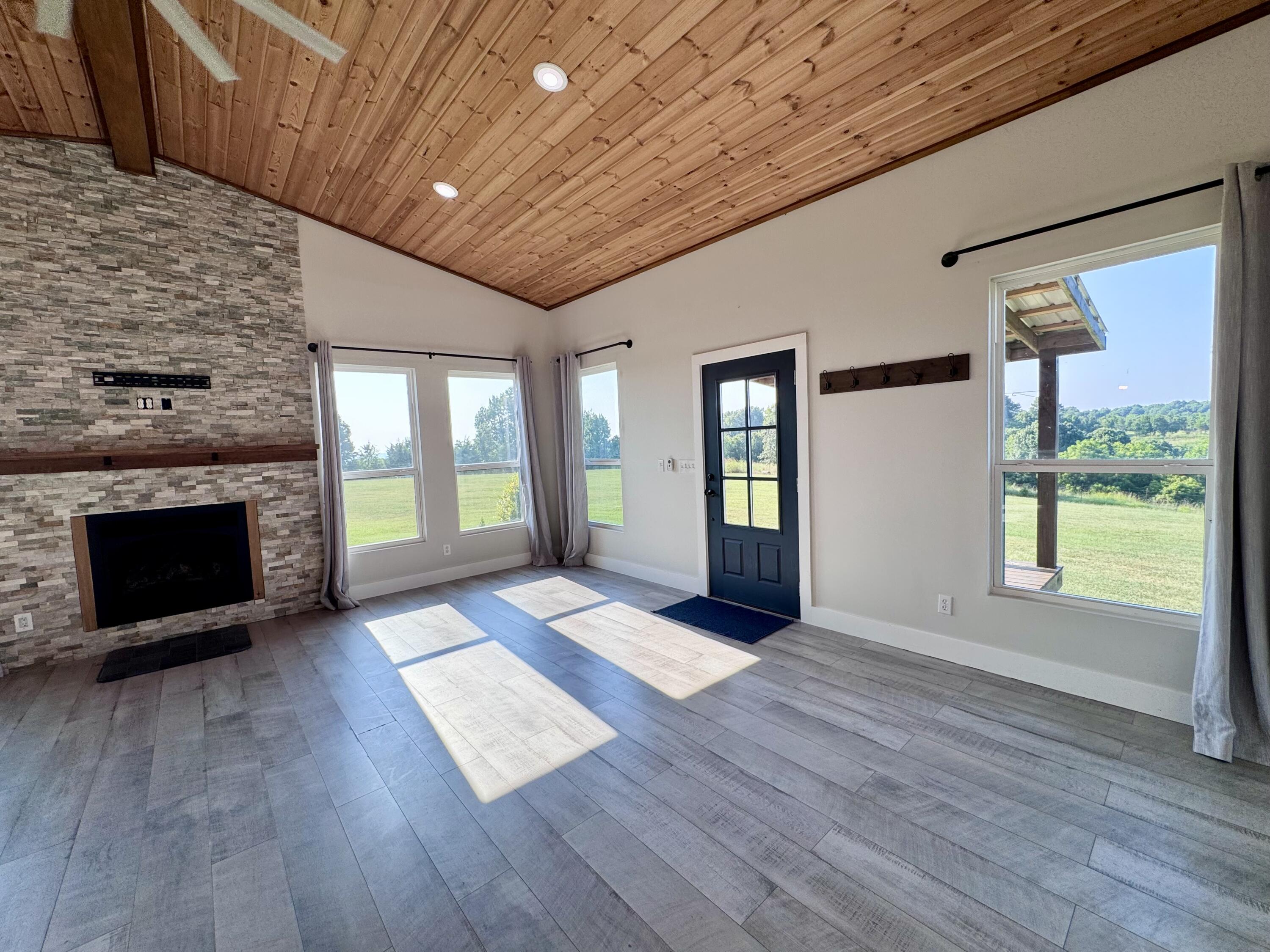 574/586 Low Gap Road Property Photo 72