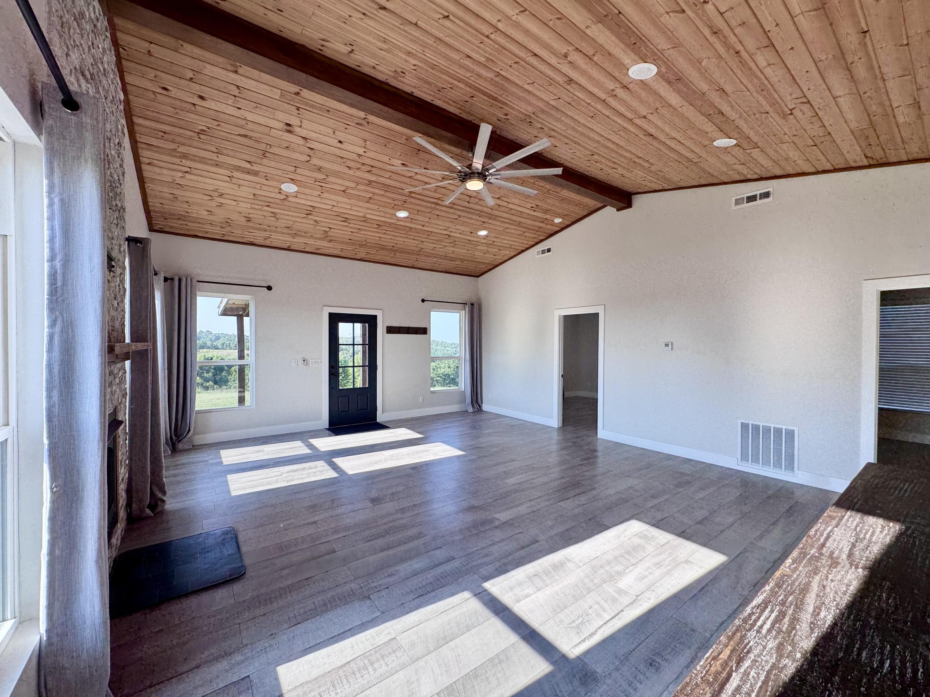 574/586 Low Gap Road Property Photo 74