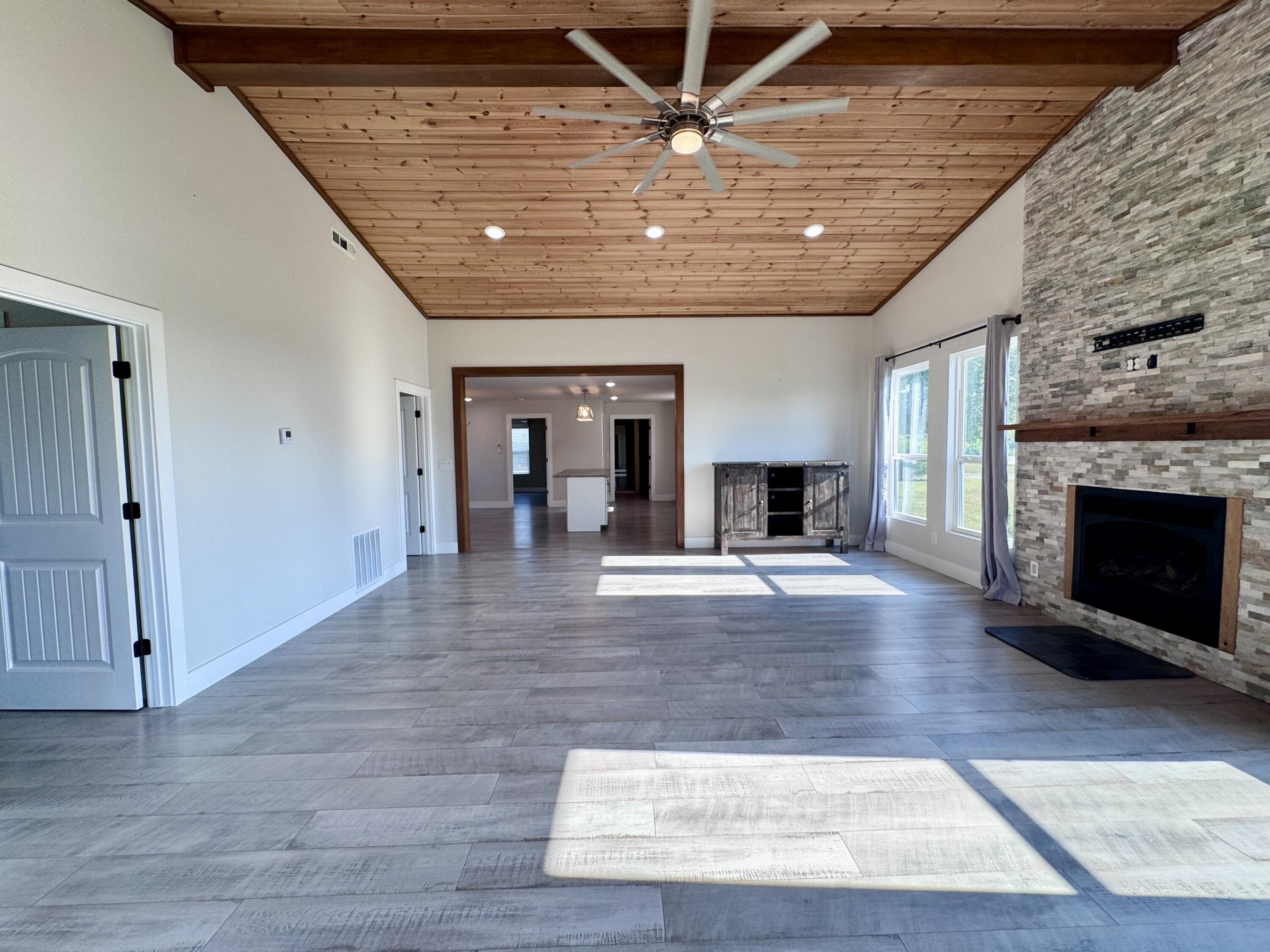 574/586 Low Gap Road Property Photo 80