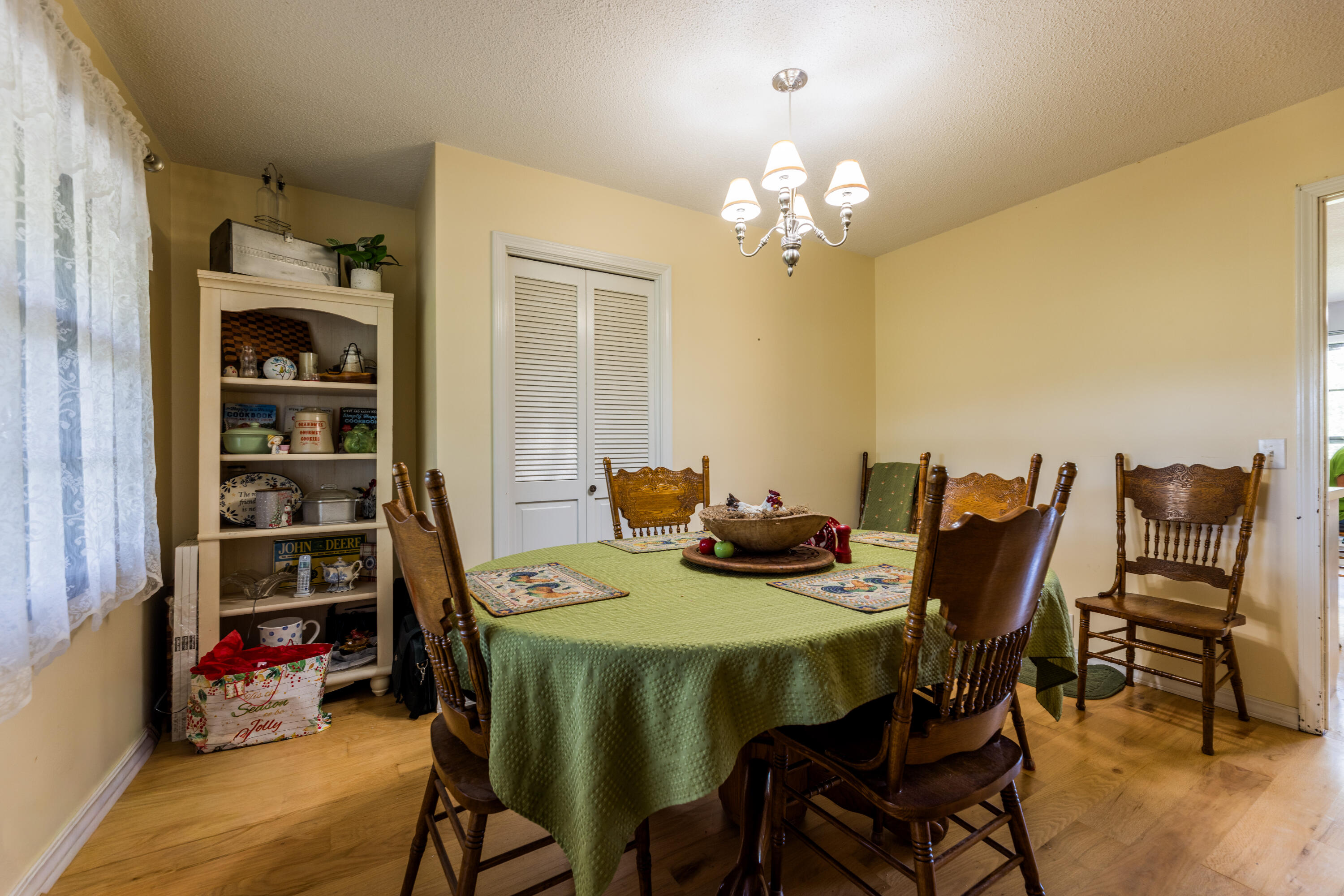 454 Green Hill Lane Property Photo 14