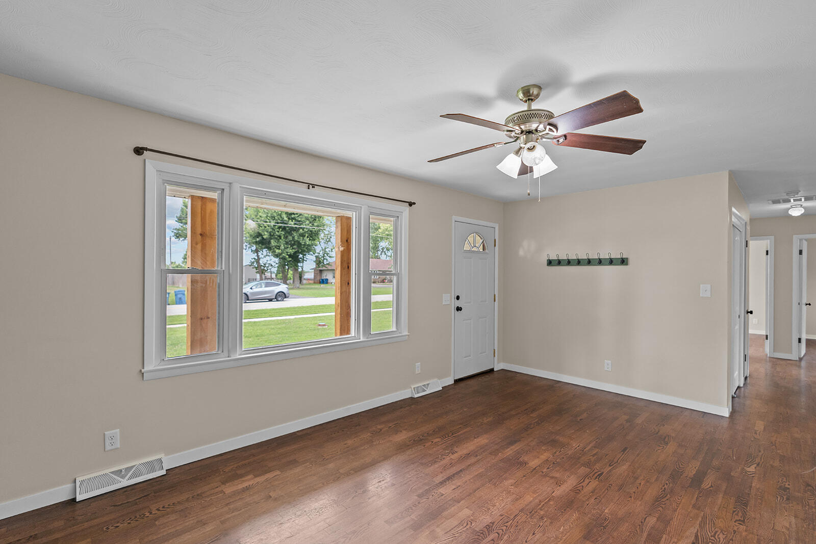 5802 South State Highway Ff Property Photo 6