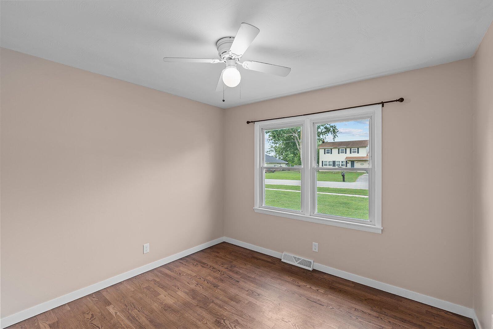 5802 South State Highway Ff Property Photo 19
