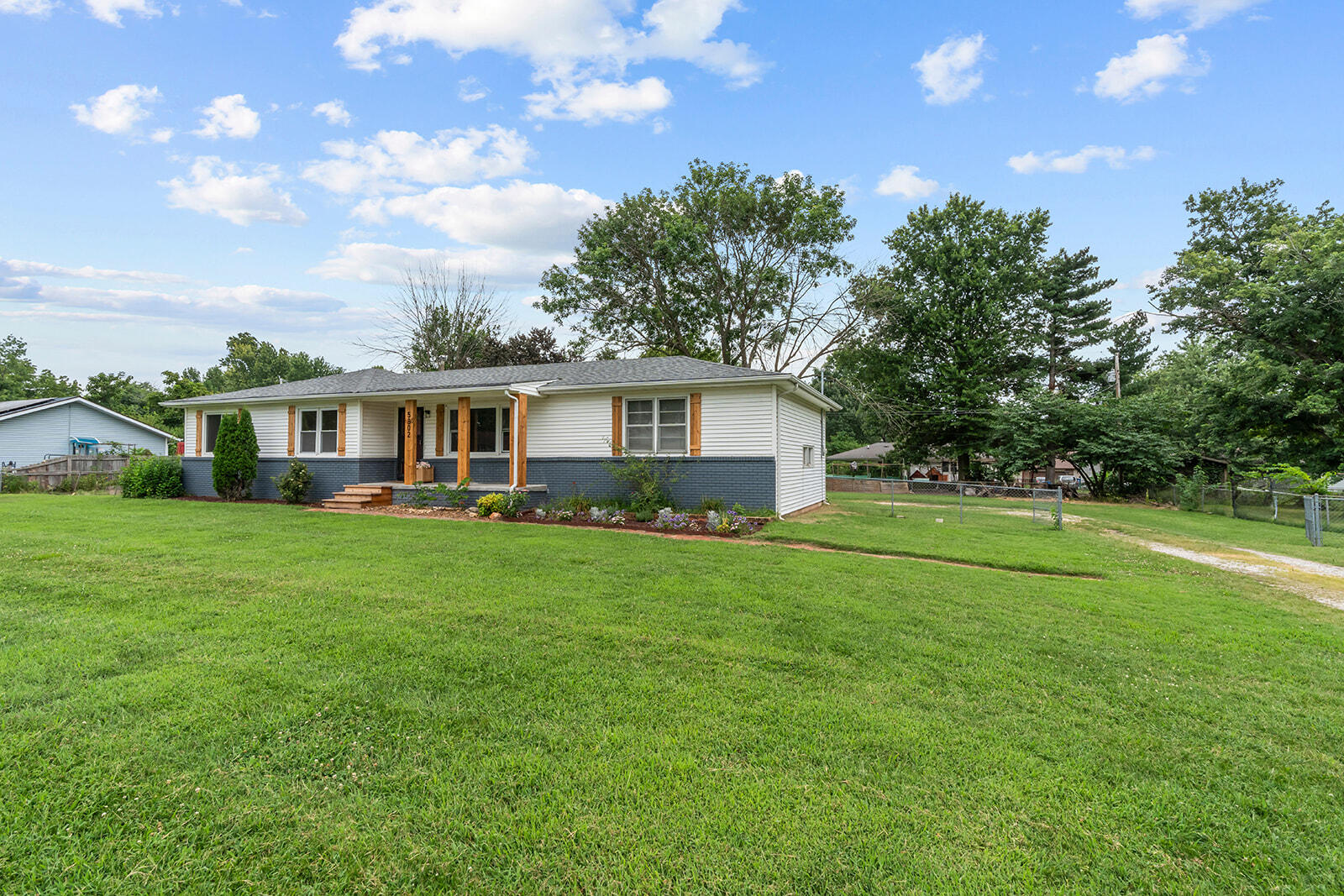 5802 South State Highway Ff Property Photo 31