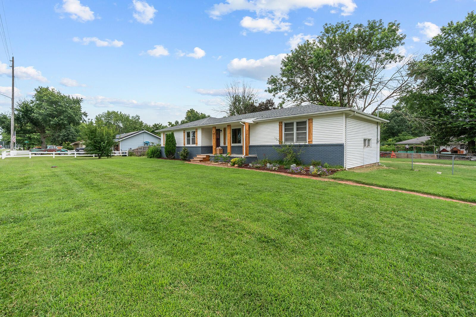 5802 South State Highway Ff Property Photo 32