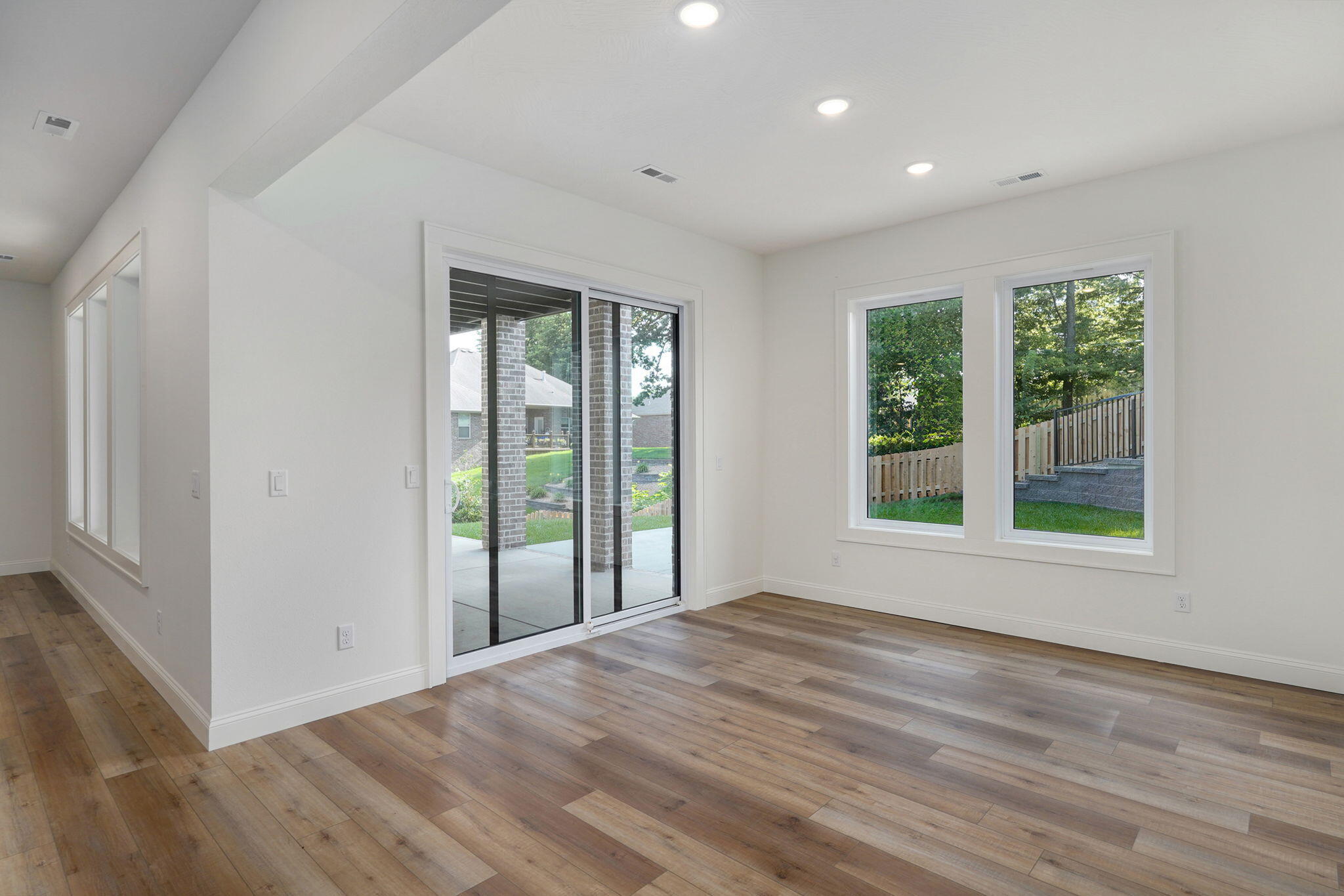 2011 North Silver Charm Avenue Property Photo 41