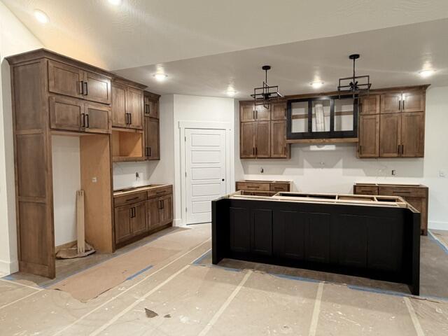1761 East Skyline Property Photo 2