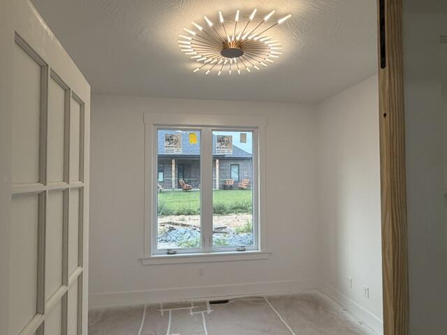 1761 East Skyline Property Photo 4