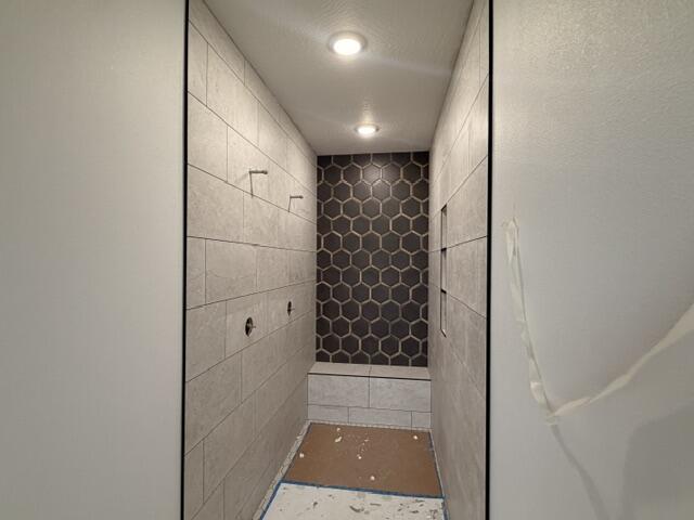 1761 East Skyline Property Photo 7