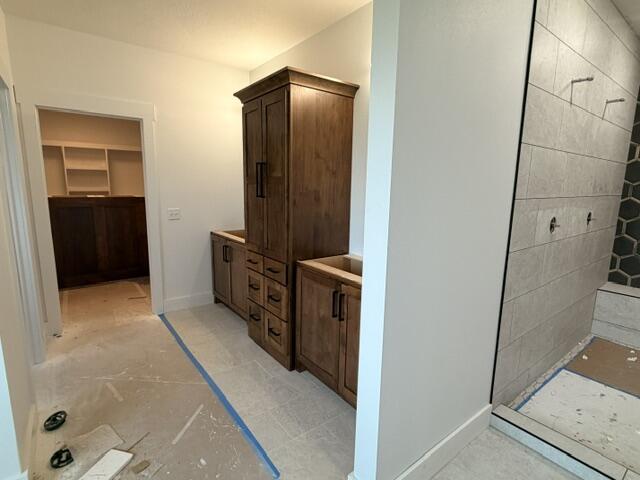 1761 East Skyline Property Photo 8
