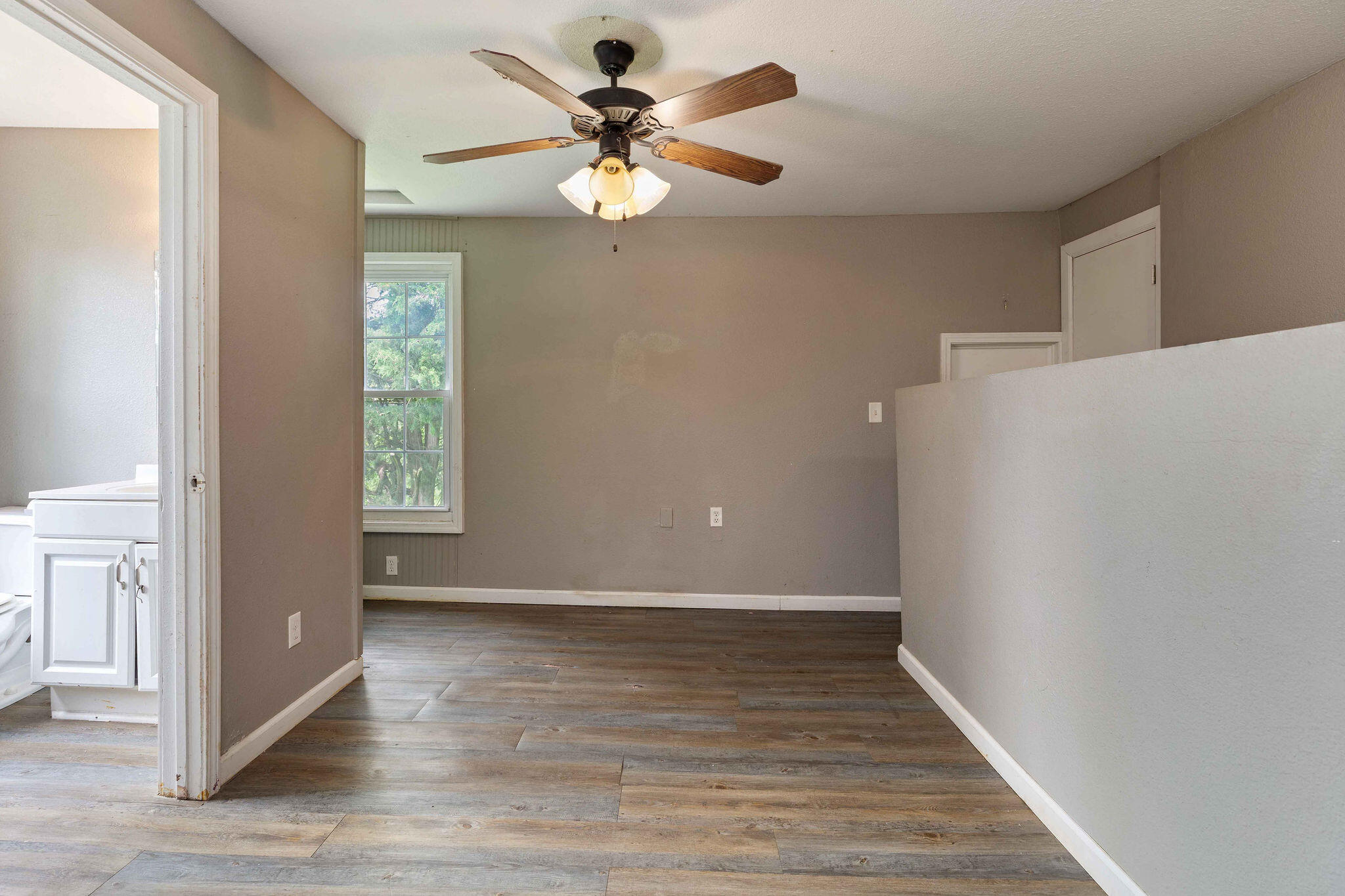 1117 West Lynn Street Property Photo 13