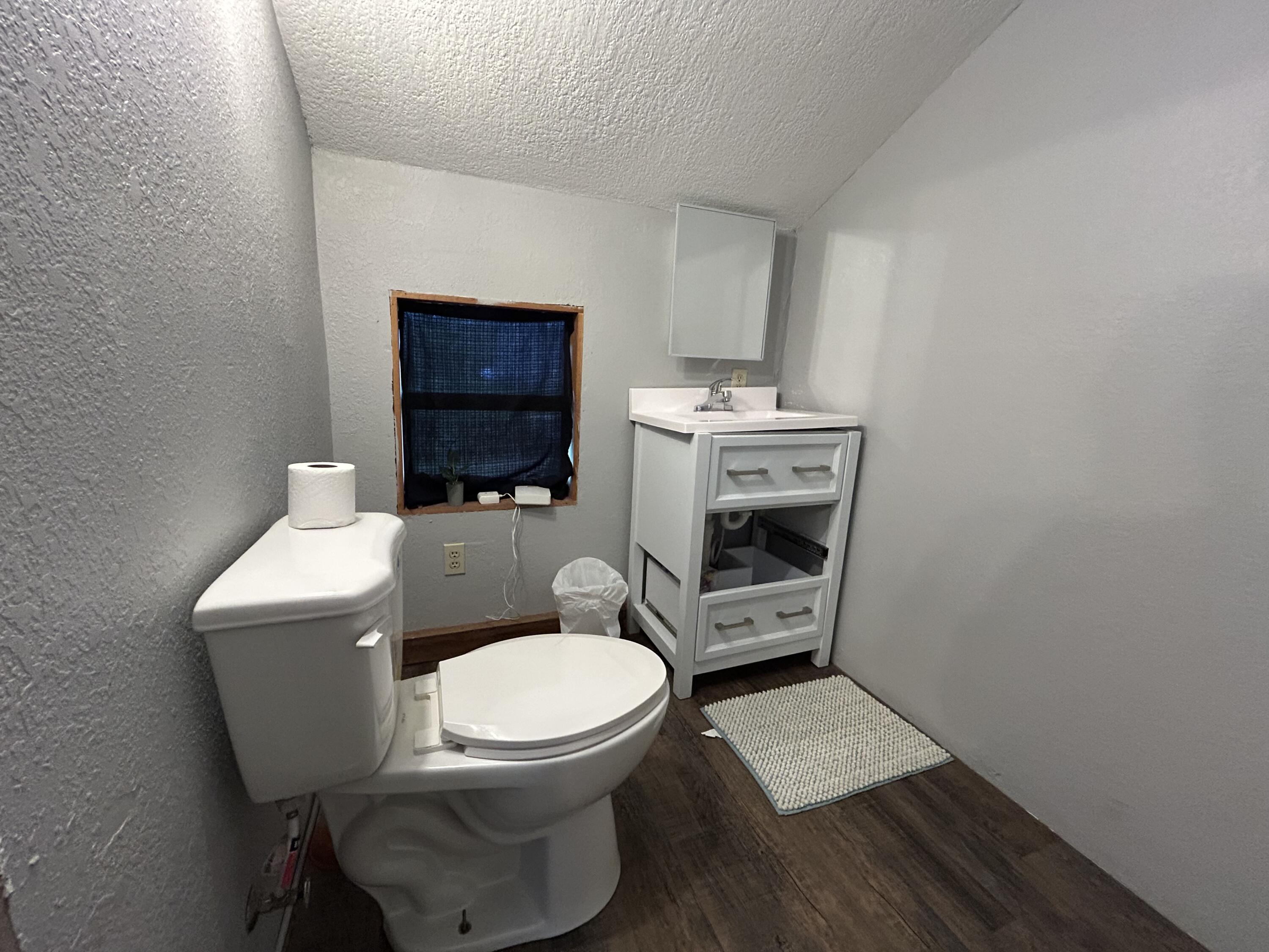 28 Wallace Ranch Road B Property Photo 18