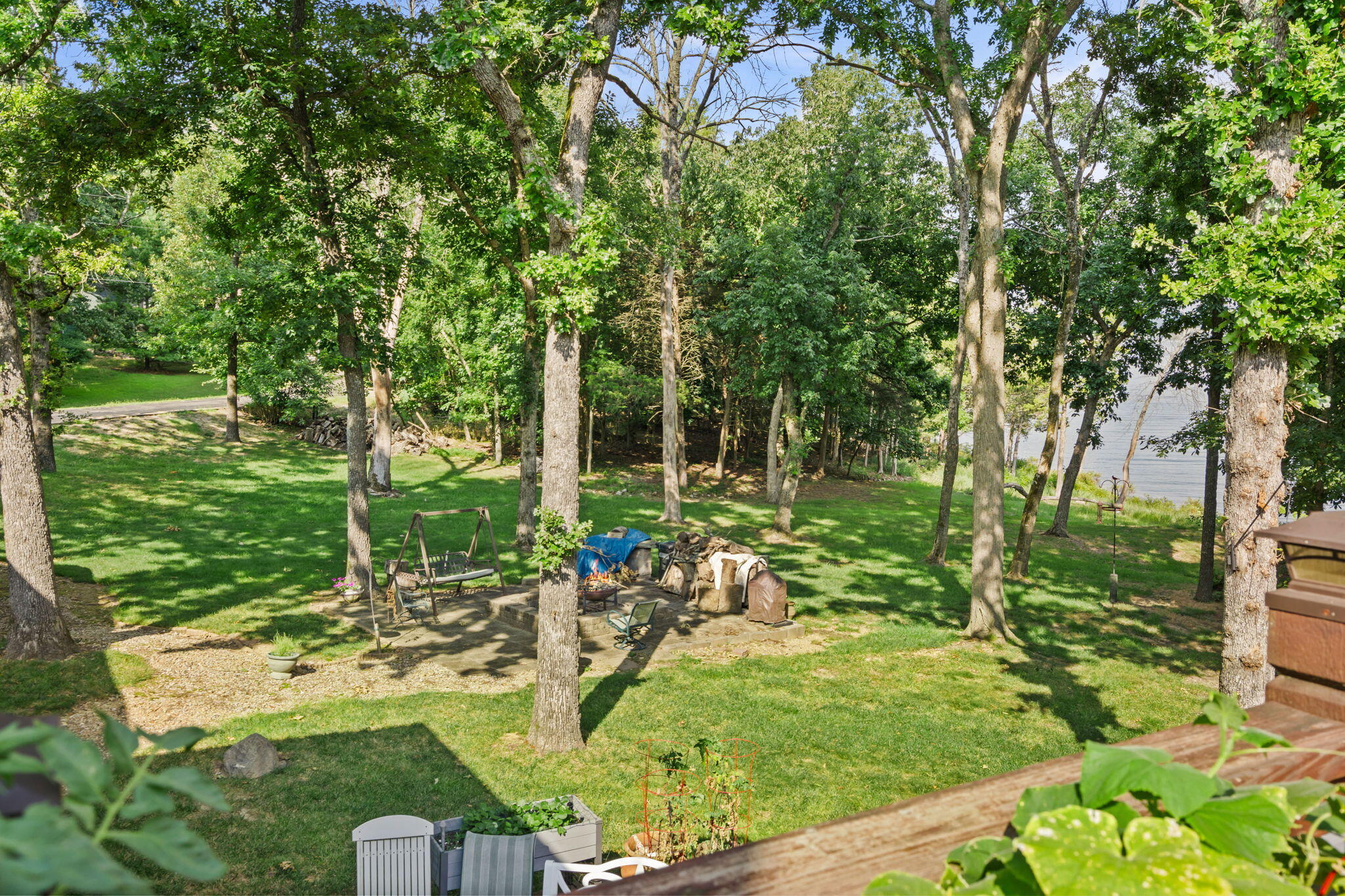 304 Cedar Terrace Property Photo 98