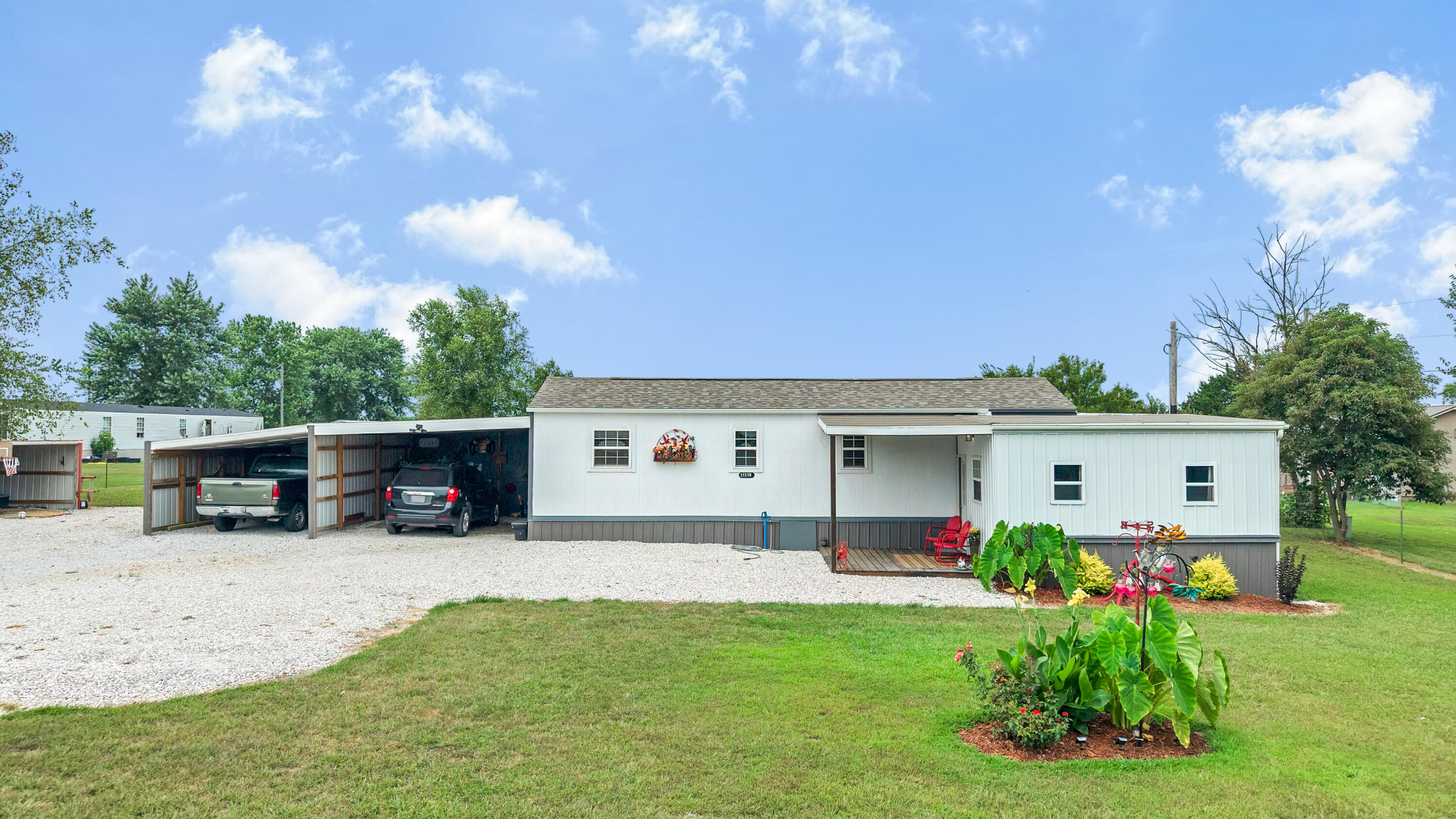 11318 Private Road 2207 Property Photo 2
