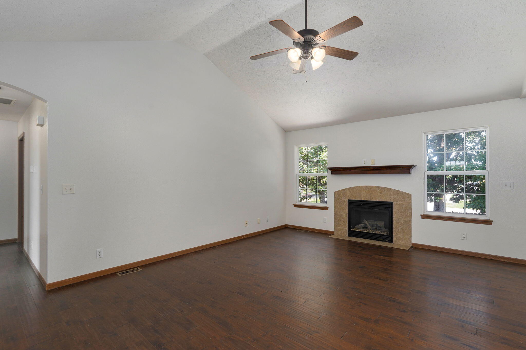 208 Spruce Avenue Property Photo 4