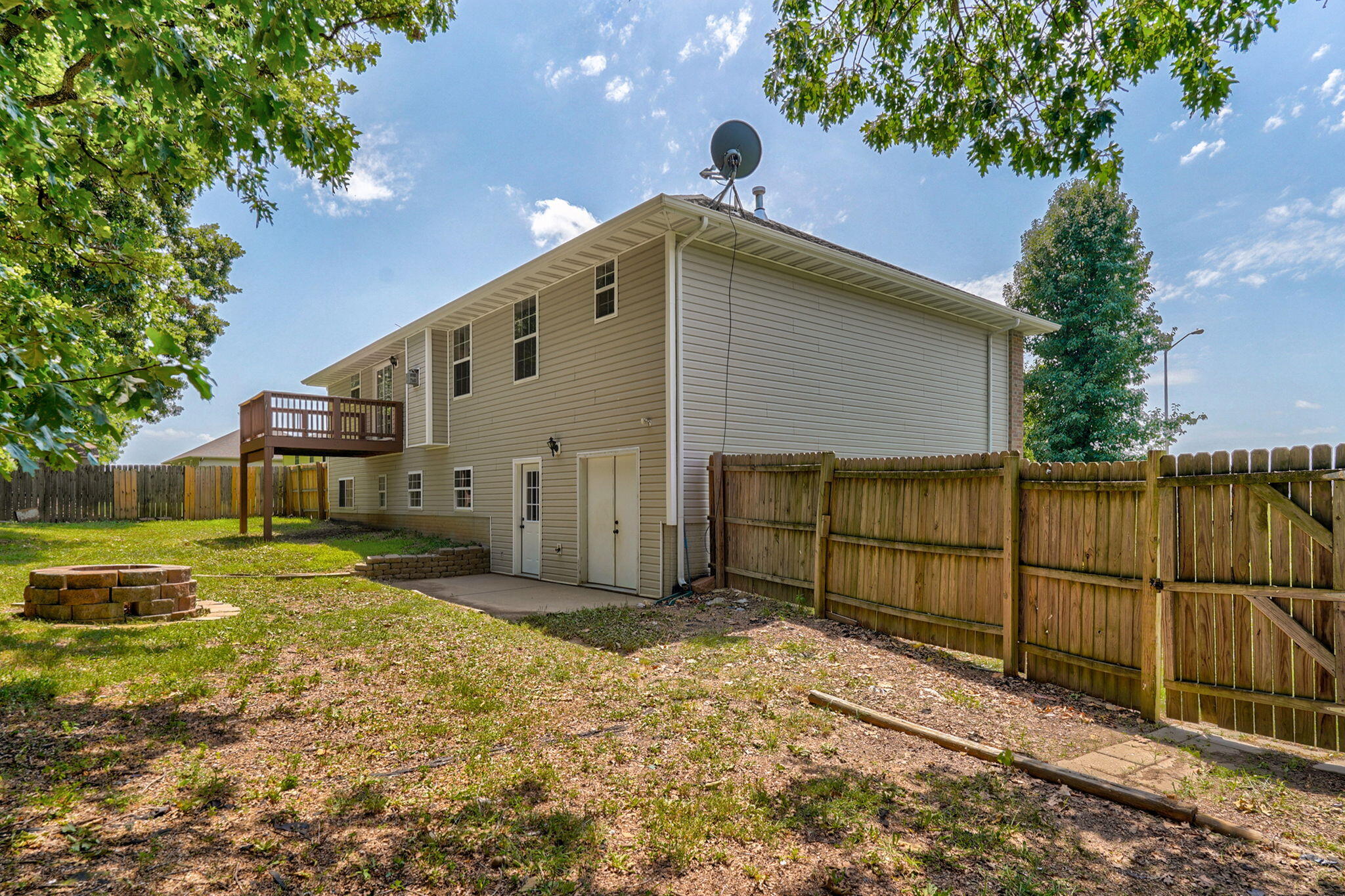 208 Spruce Avenue Property Photo 32