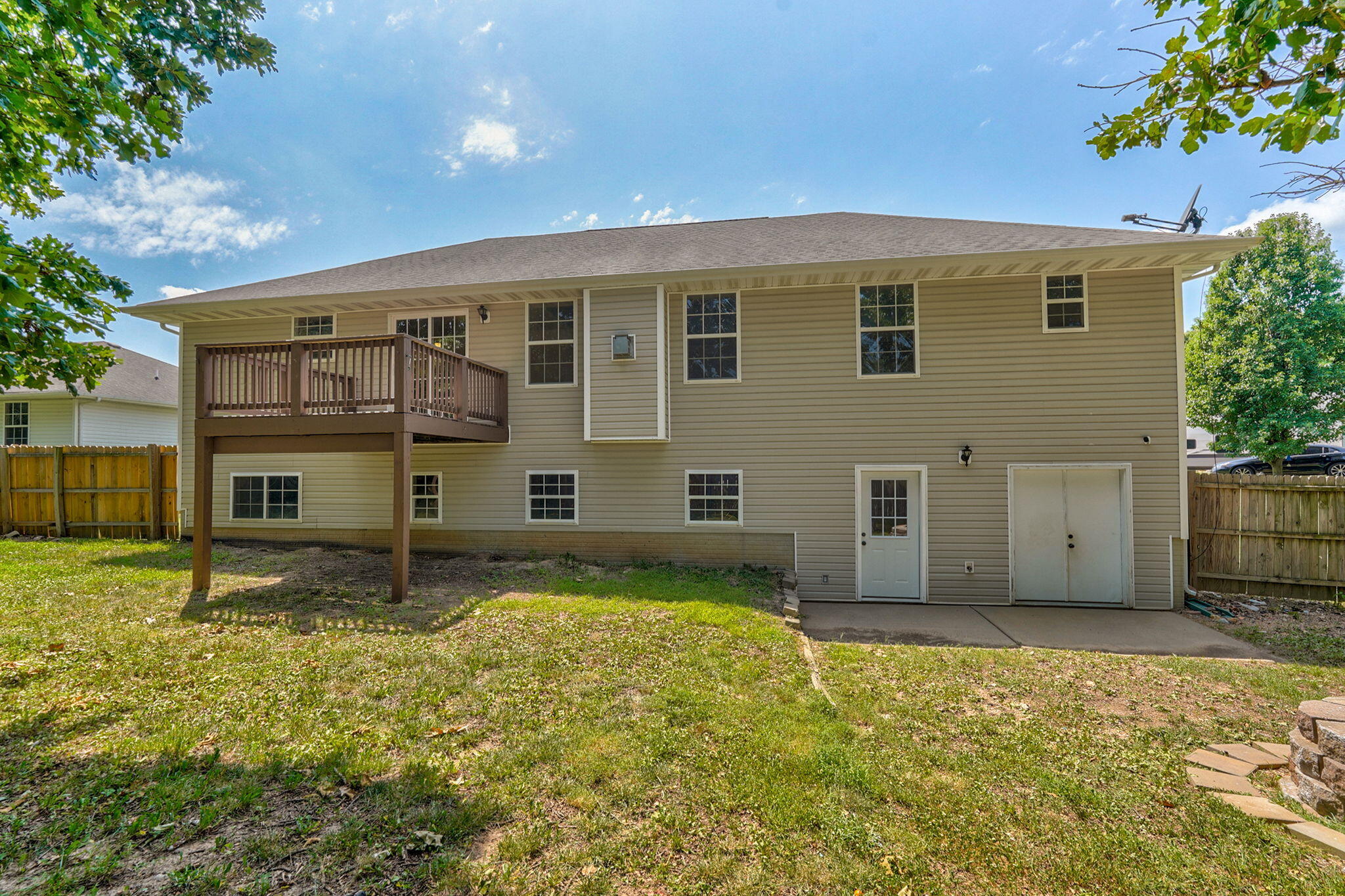 208 Spruce Avenue Property Photo 33