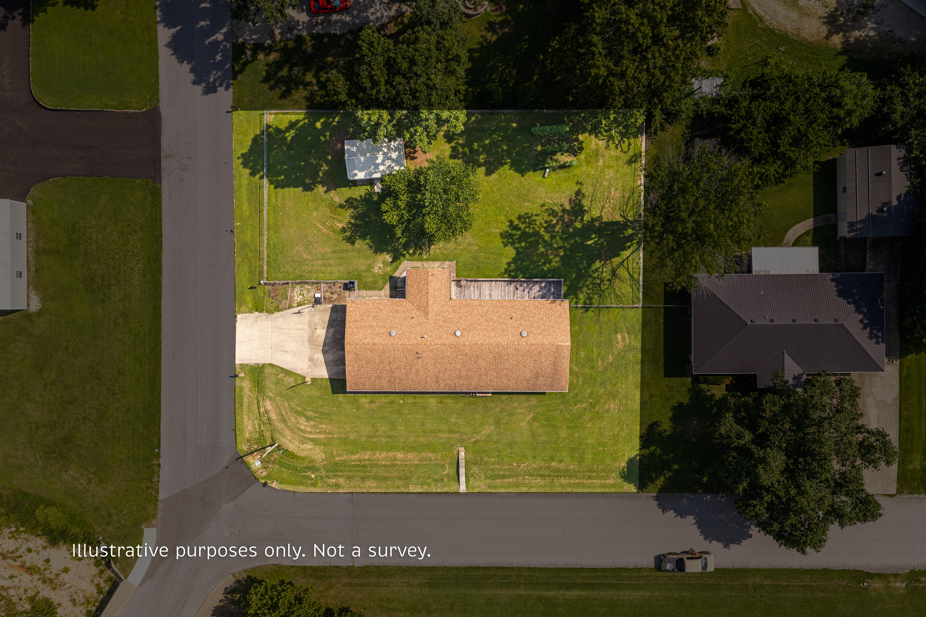 2102 Lambe Avenue Property Photo 2