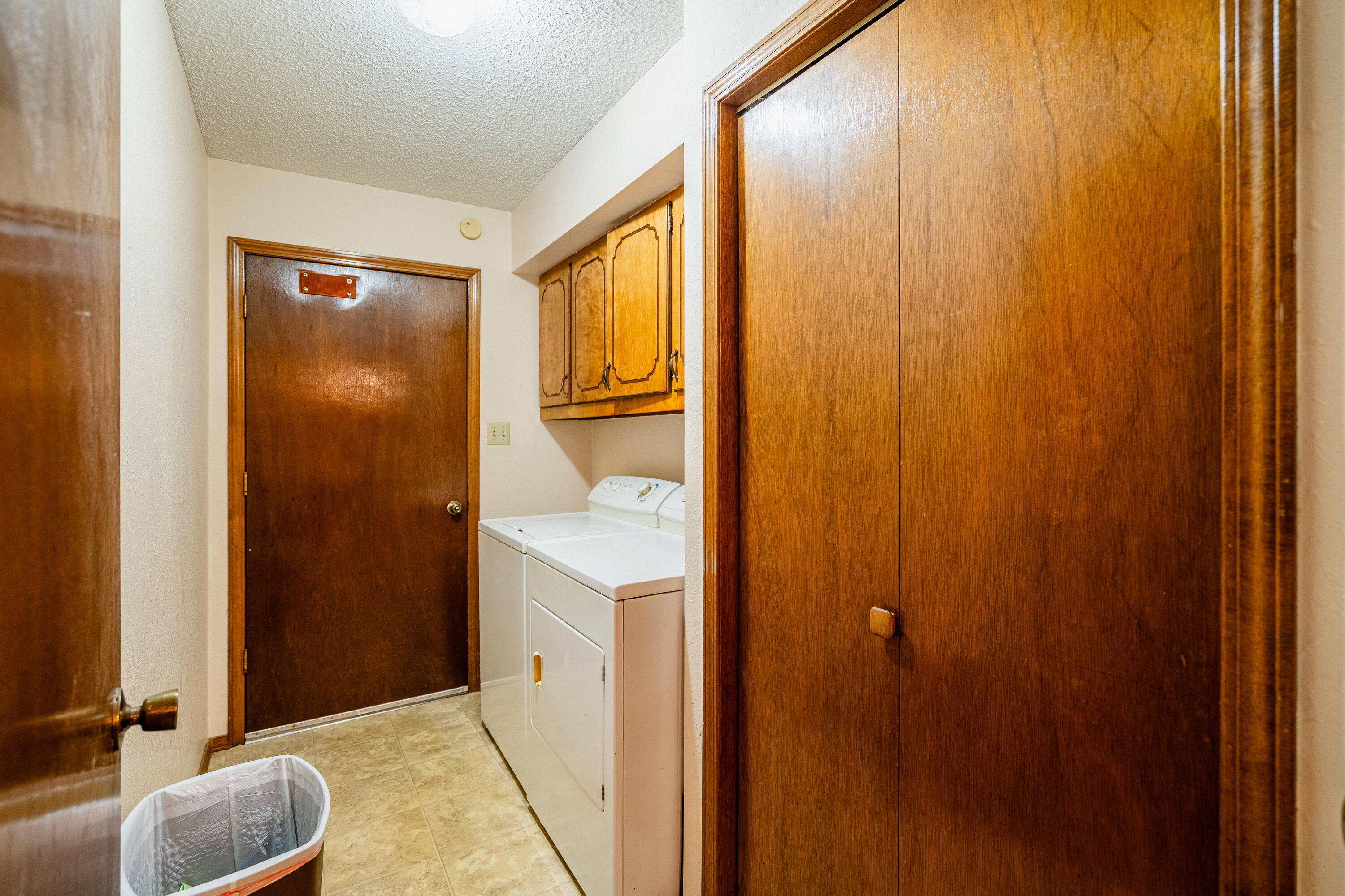 2102 Lambe Avenue Property Photo 11