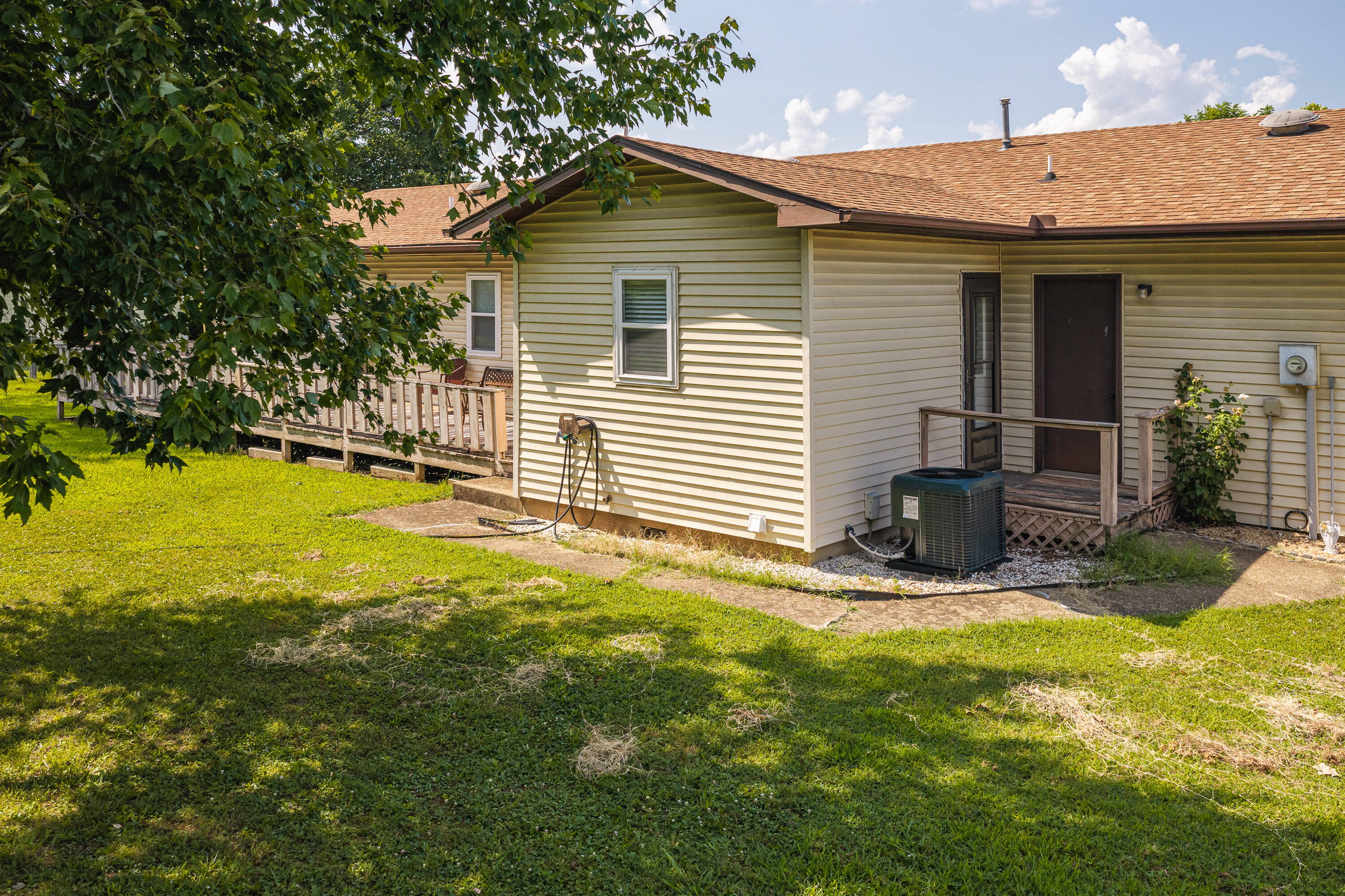 2102 Lambe Avenue Property Photo 23