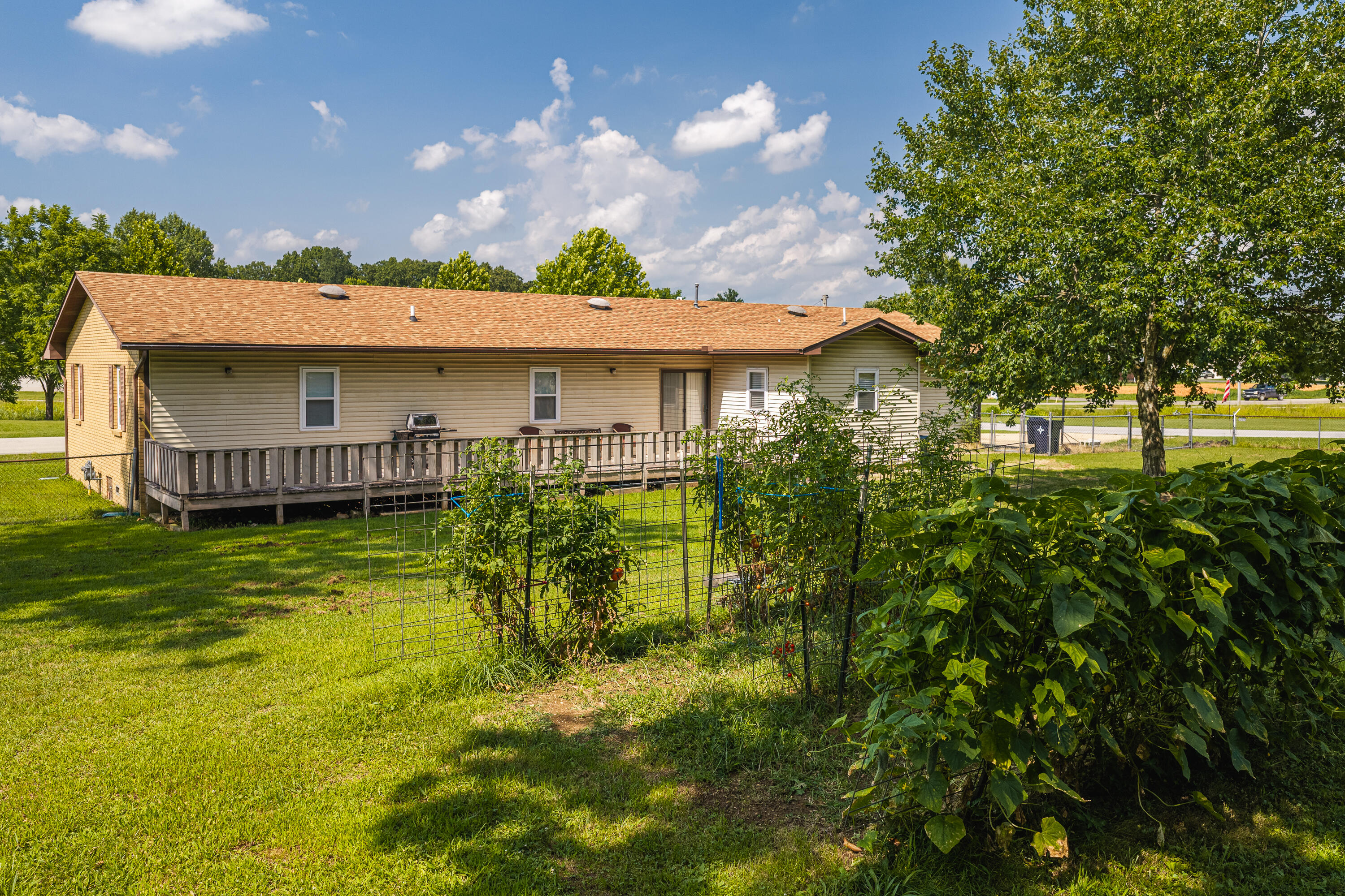 2102 Lambe Avenue Property Photo 24