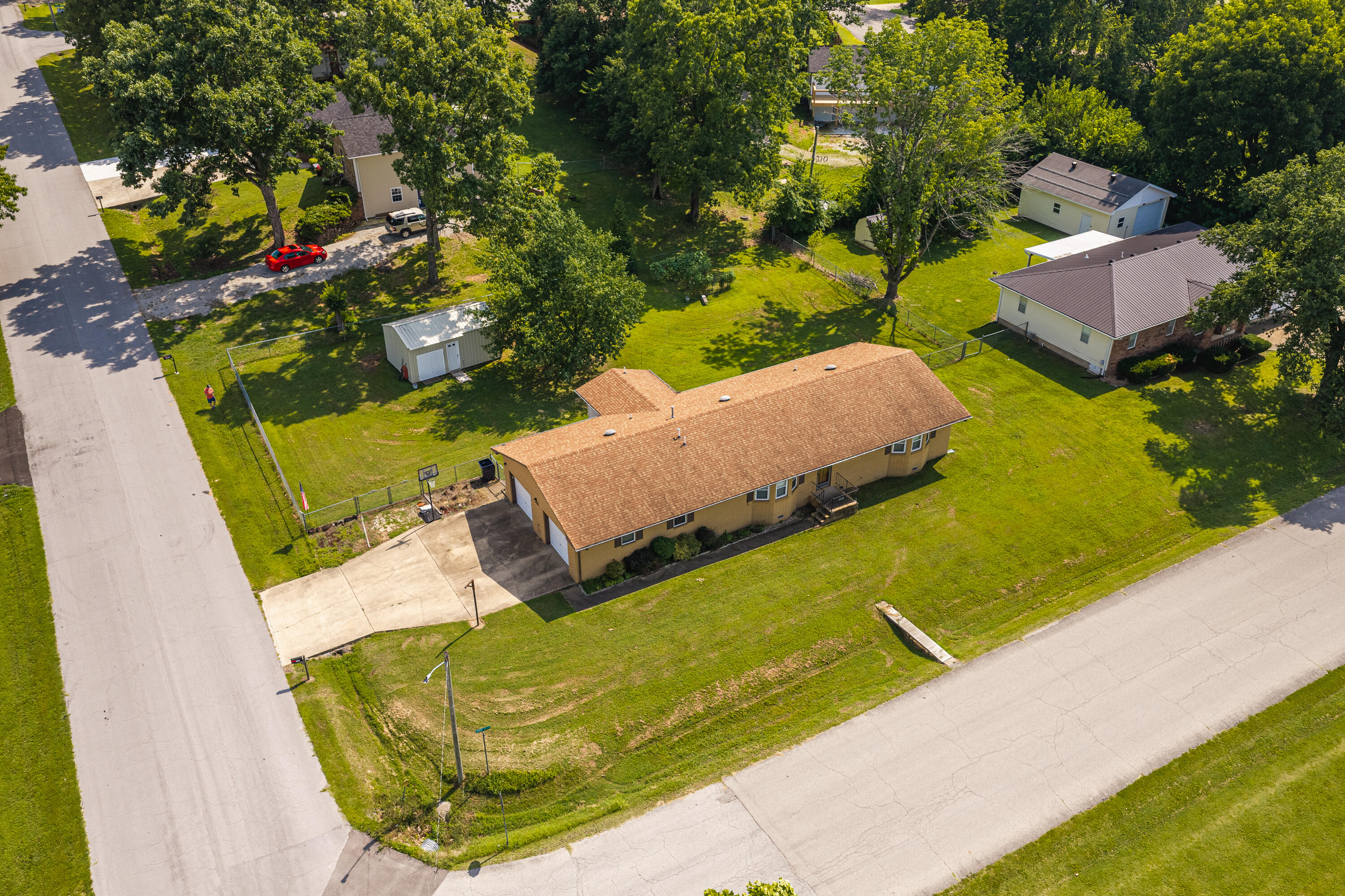 2102 Lambe Avenue Property Photo 28